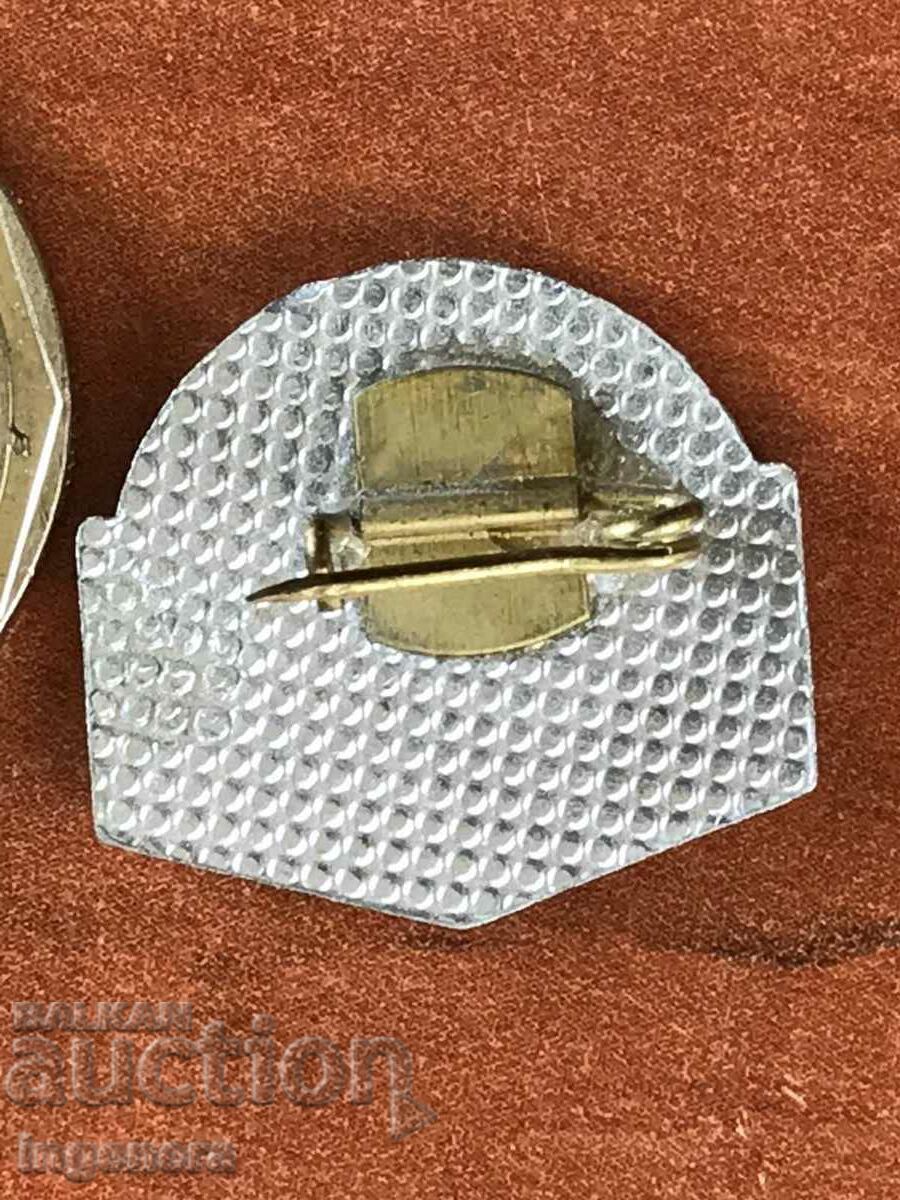 Аукцион ЗНАЧКА Аукцион ЗНАЧКА