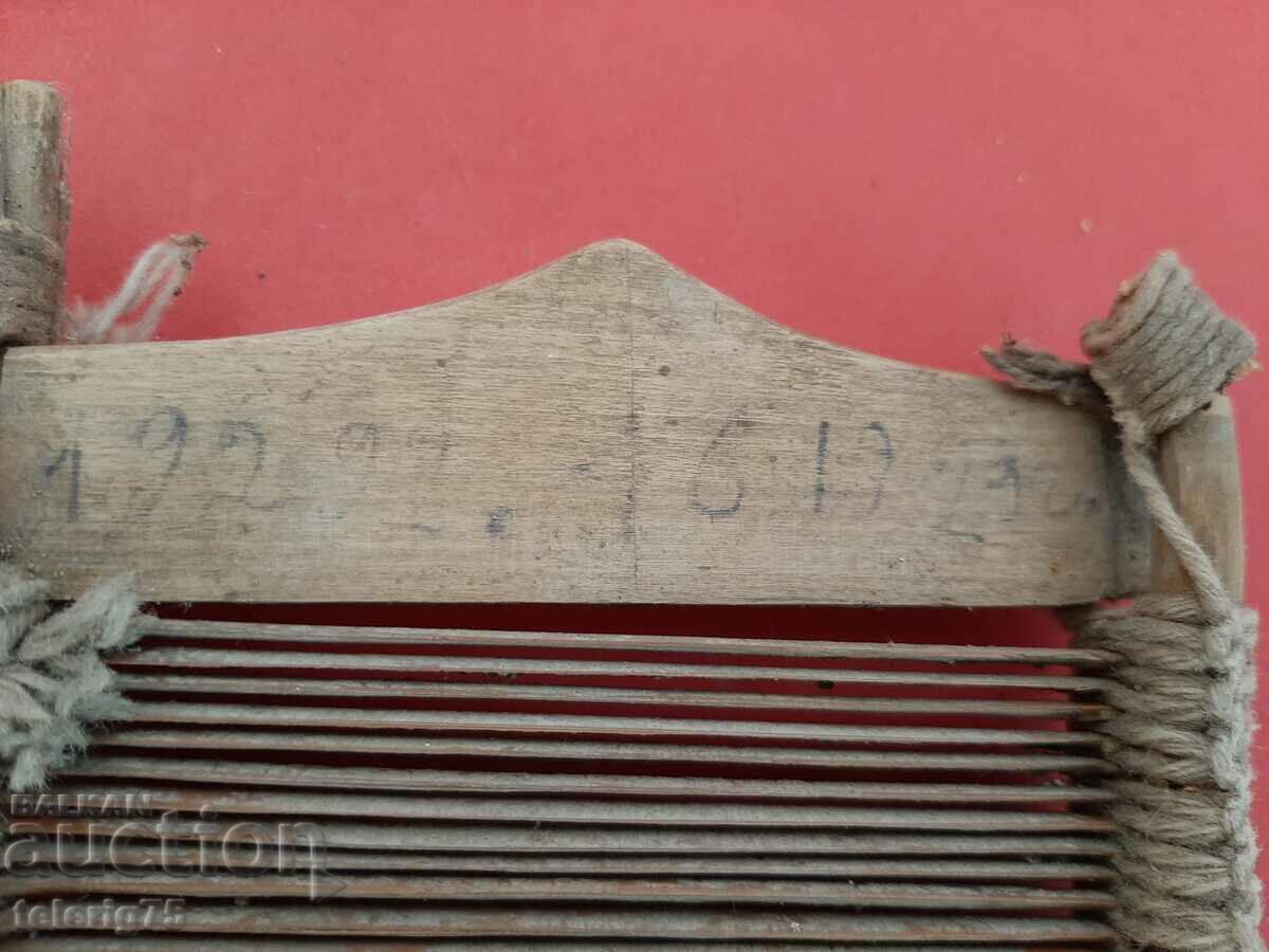 Delivery of Large Very Old 'Burdo' Hand Loom/Loom-1929. Delivery of Large Very Old 'Burdo' Hand Loom/Loom-1929.