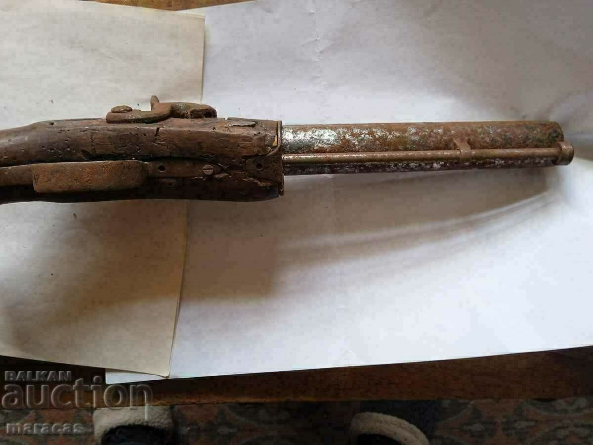 Licitație Pistol cu capsule Licitație Pistol cu capsule