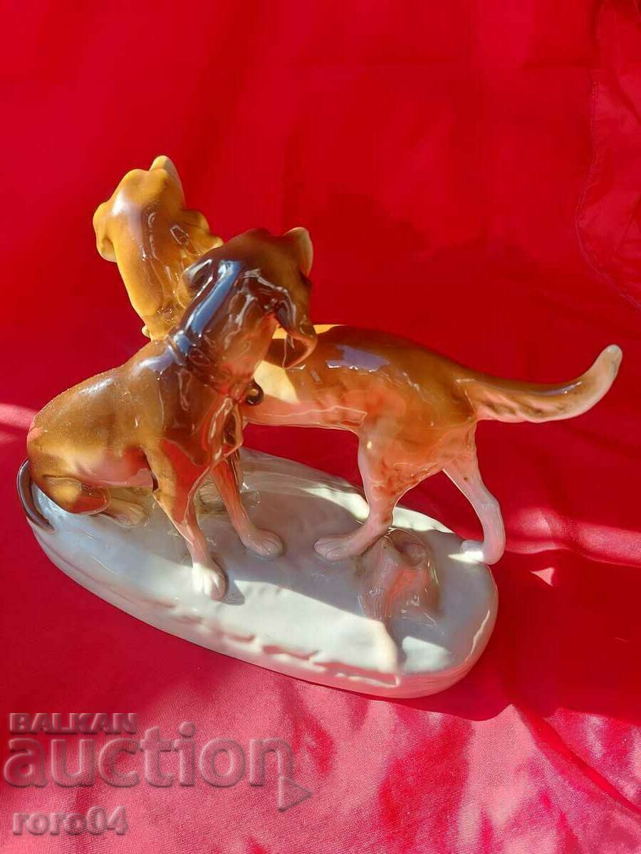 ROYAL DUX - HUNTING DOGS - 5 ROYAL DUX - HUNTING DOGS - 5