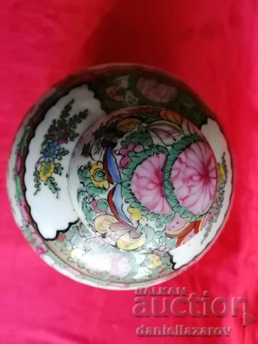 Unique CHINESE Urn, Vase, Ginger Jar, Gold with price € 65.00 | 127.13 BGN