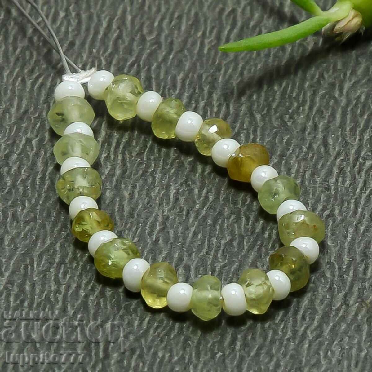 5.25 carat topaz string with price 39.99 BGN | € 20.45 5.25 carat topaz string with price 39.99 BGN | € 20.45