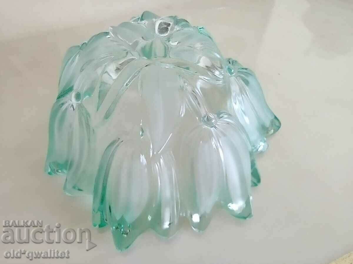 Glass vessel, green glass, floral elements - 7 Glass vessel, green glass, floral elements - 7