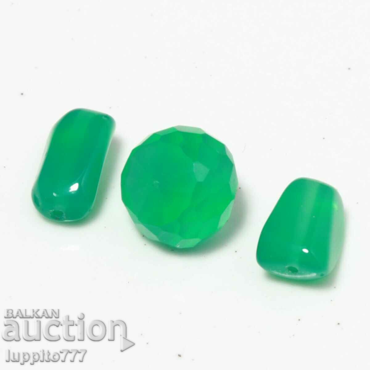 8.33 carat green onyx facet for string 3 pieces with price 29.99 BGN | € 15.33 8.33 carat green onyx facet for string 3 pieces with price 29.99 BGN | € 15.33