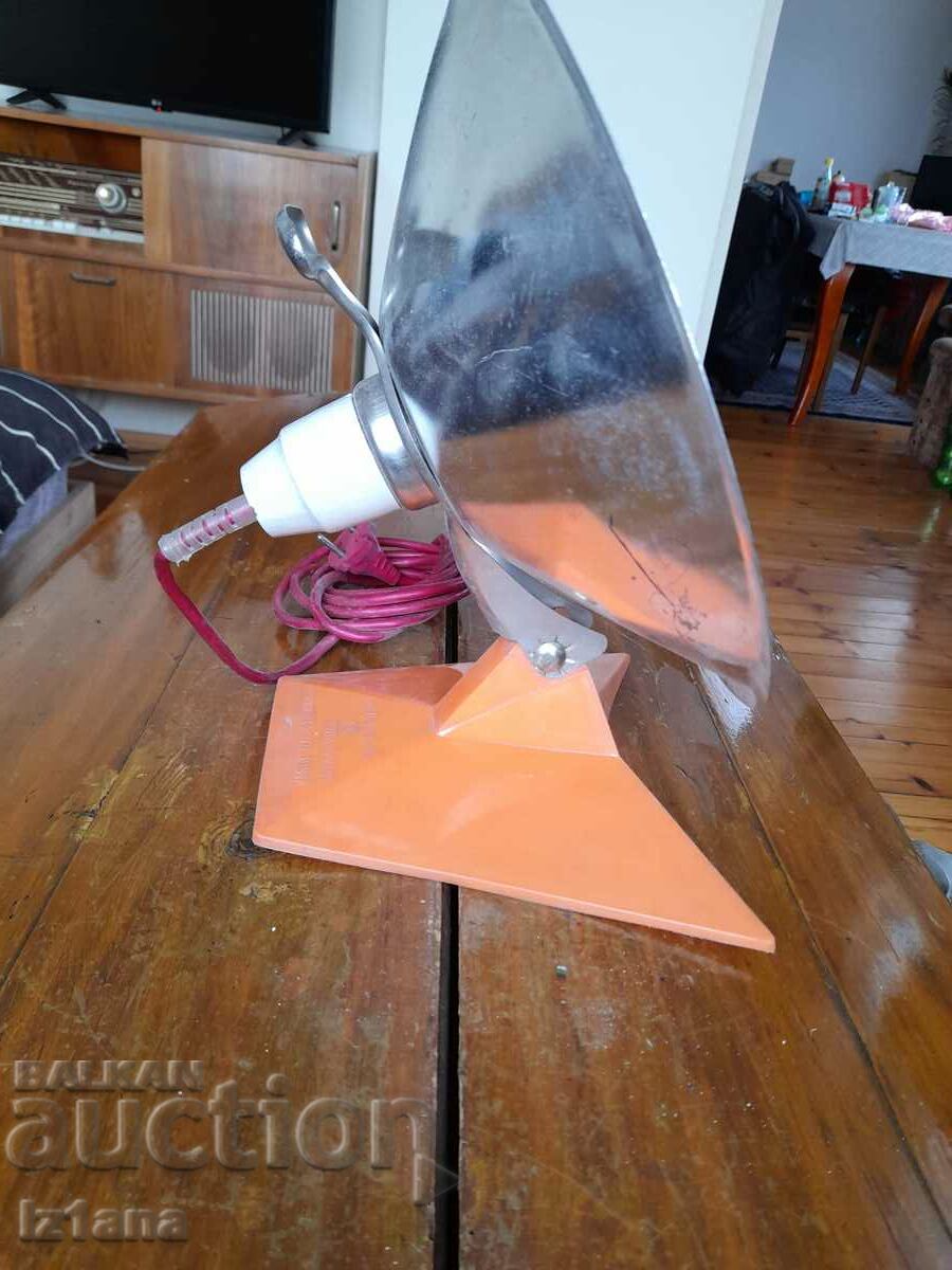 Auction Old medicine lamp Auction Old medicine lamp