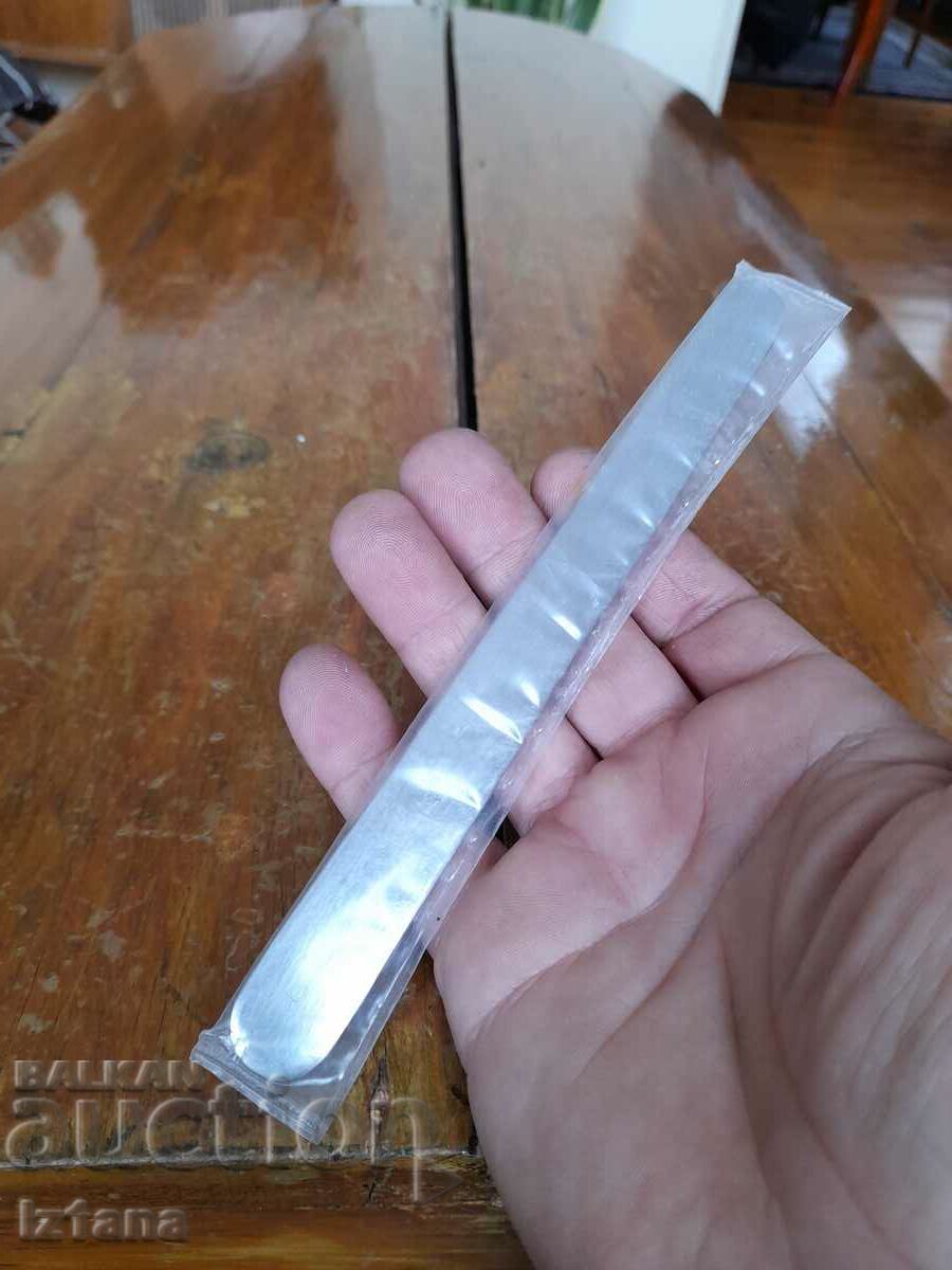 Auction Old surgical instrument Auction Old surgical instrument