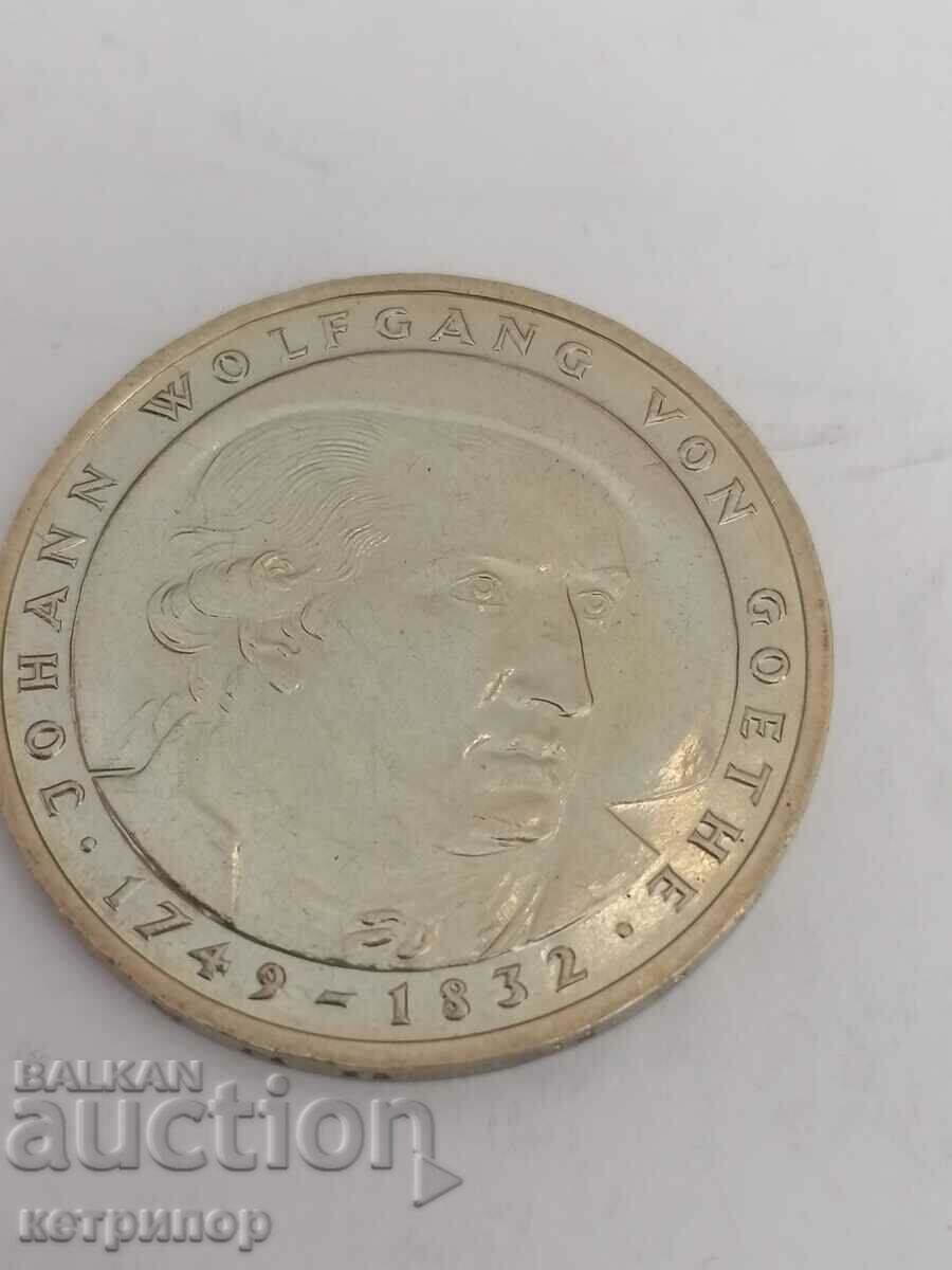 5 γραμματόσημα Γερμανία 1982 D νικέλιο με τιμή 9.50 BGN | € 4.86 5 γραμματόσημα Γερμανία 1982 D νικέλιο με τιμή 9.50 BGN | € 4.86