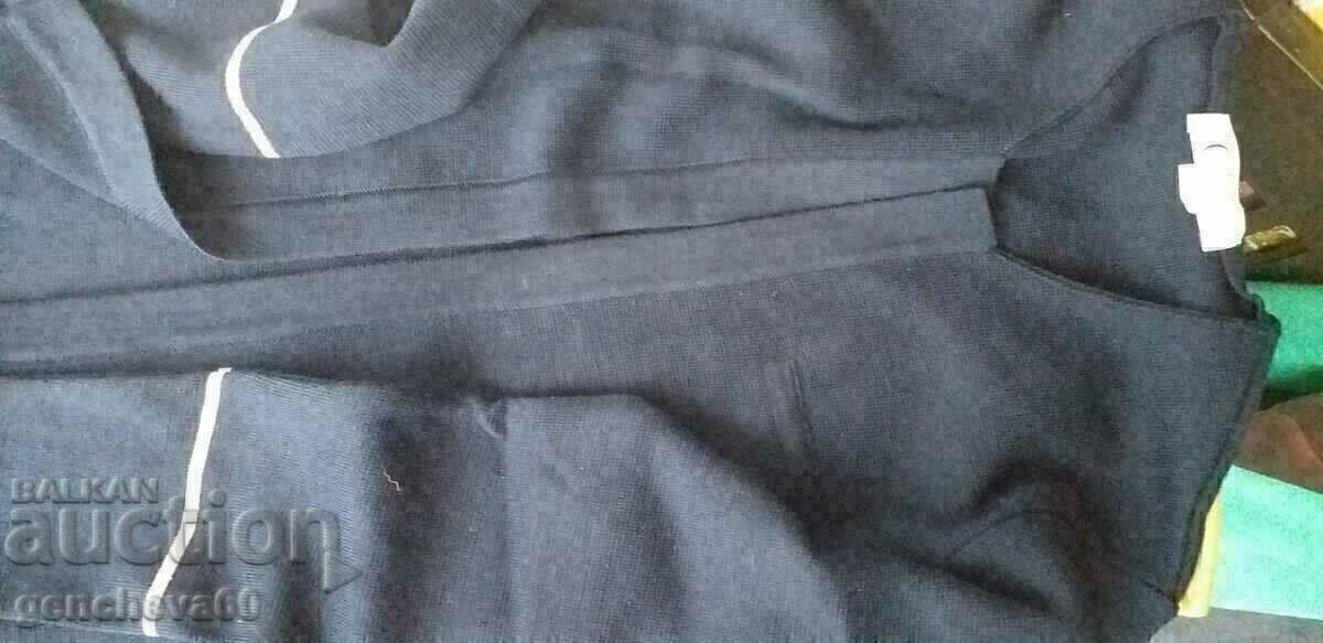 Costum de stewardesă, șorț, cămașă, vestă - 6 Costum de stewardesă, șorț, cămașă, vestă - 6