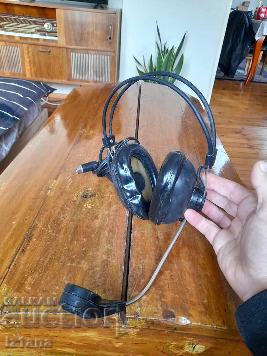 Căști vechi DSM 200/200 cu preț 50.00 BGN | € 25.56