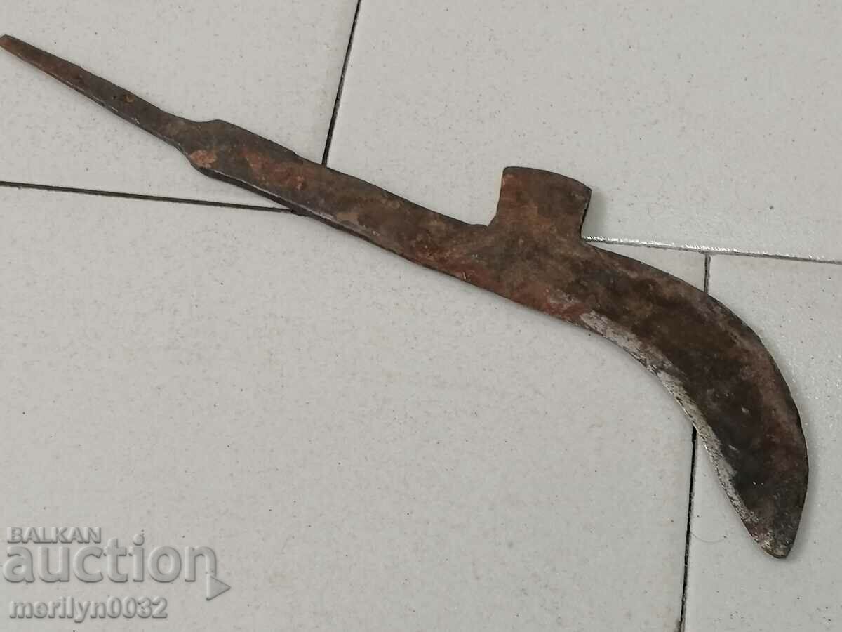 Old hand forged hammer, wrought iron blade - 5 Old hand forged hammer, wrought iron blade - 5