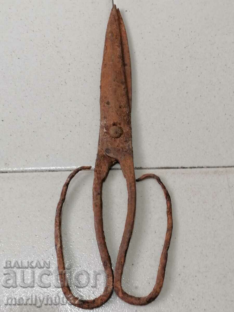 Renaissance forged scissors, wrought iron with price 38.00 BGN | € 19.43 Renaissance forged scissors, wrought iron with price 38.00 BGN | € 19.43
