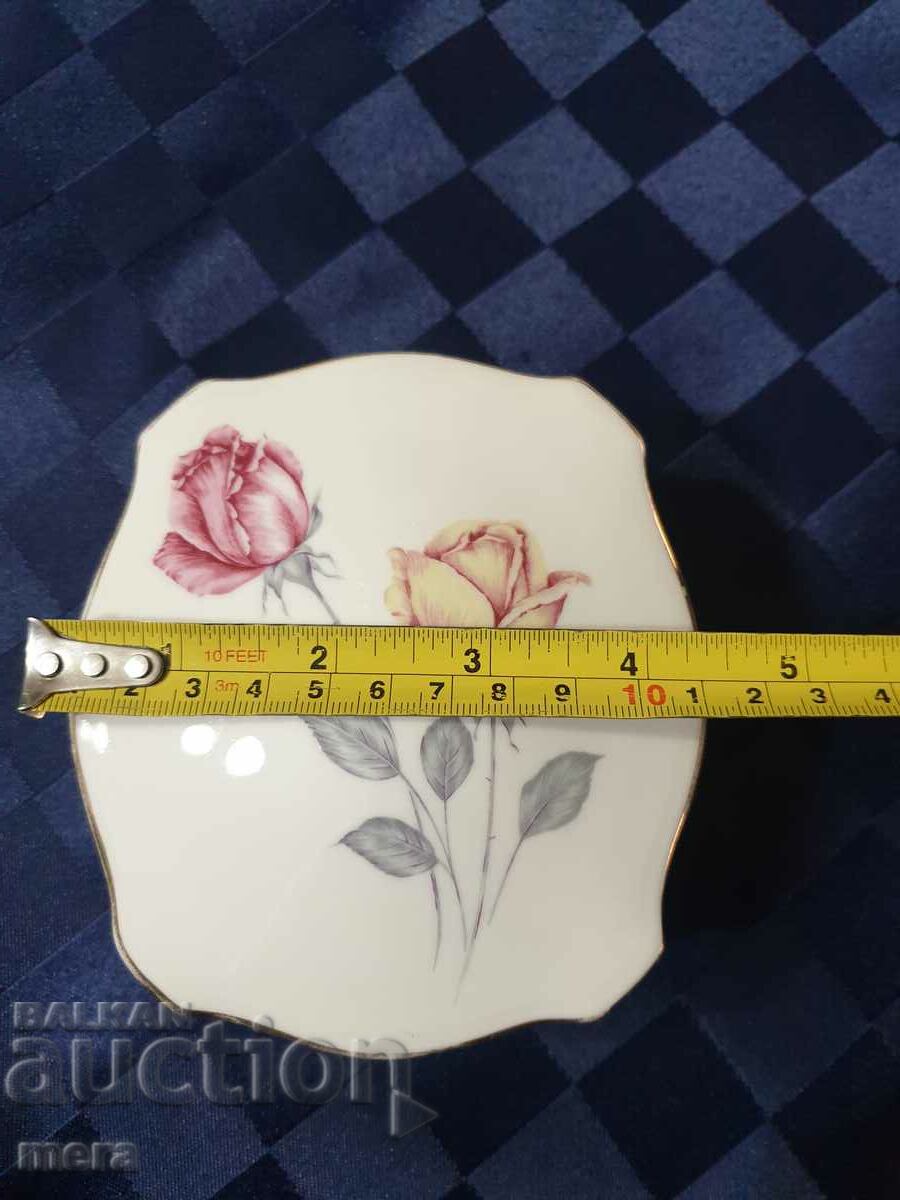 Porcelain jeweler - 5 Porcelain jeweler - 5