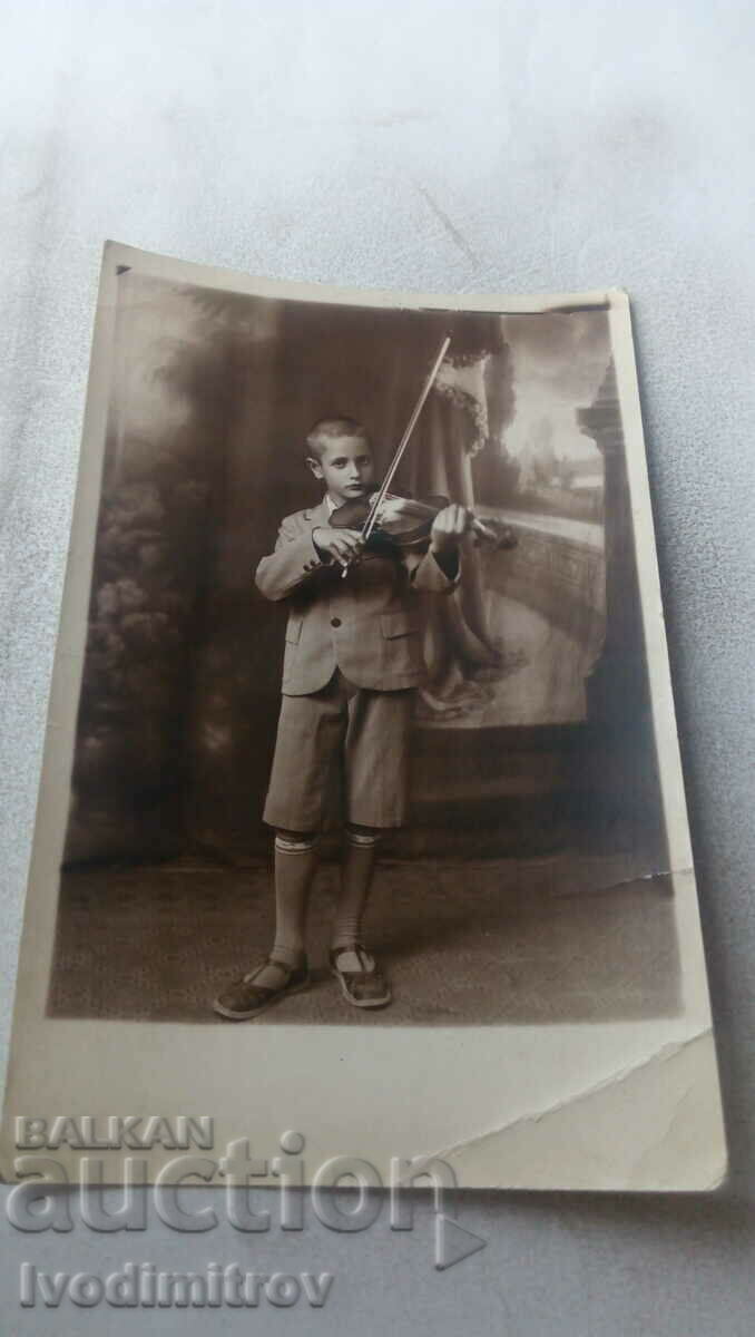 Photo Dobrich Young boy with violin 1937