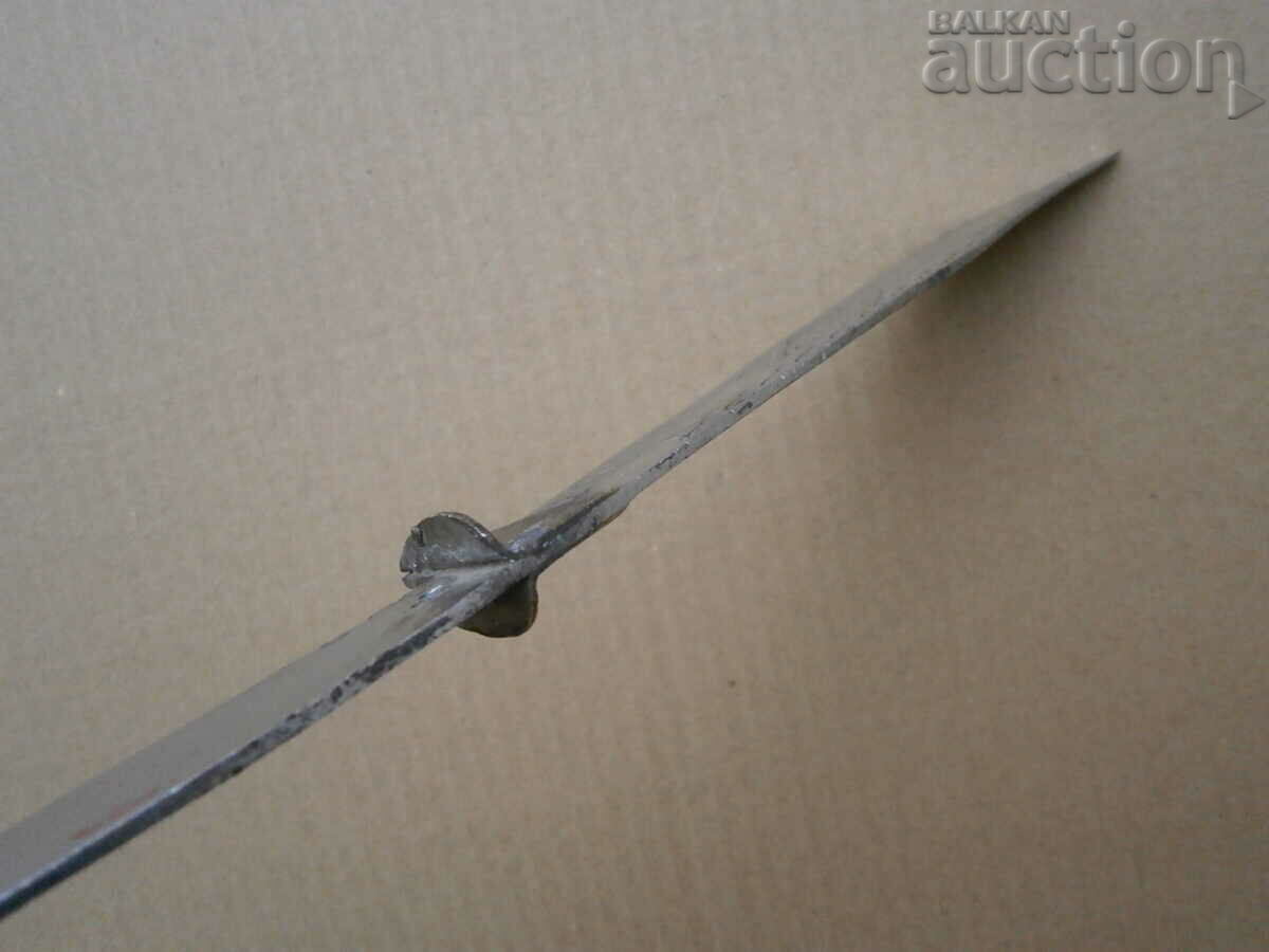 old engraved hunting knife - 5