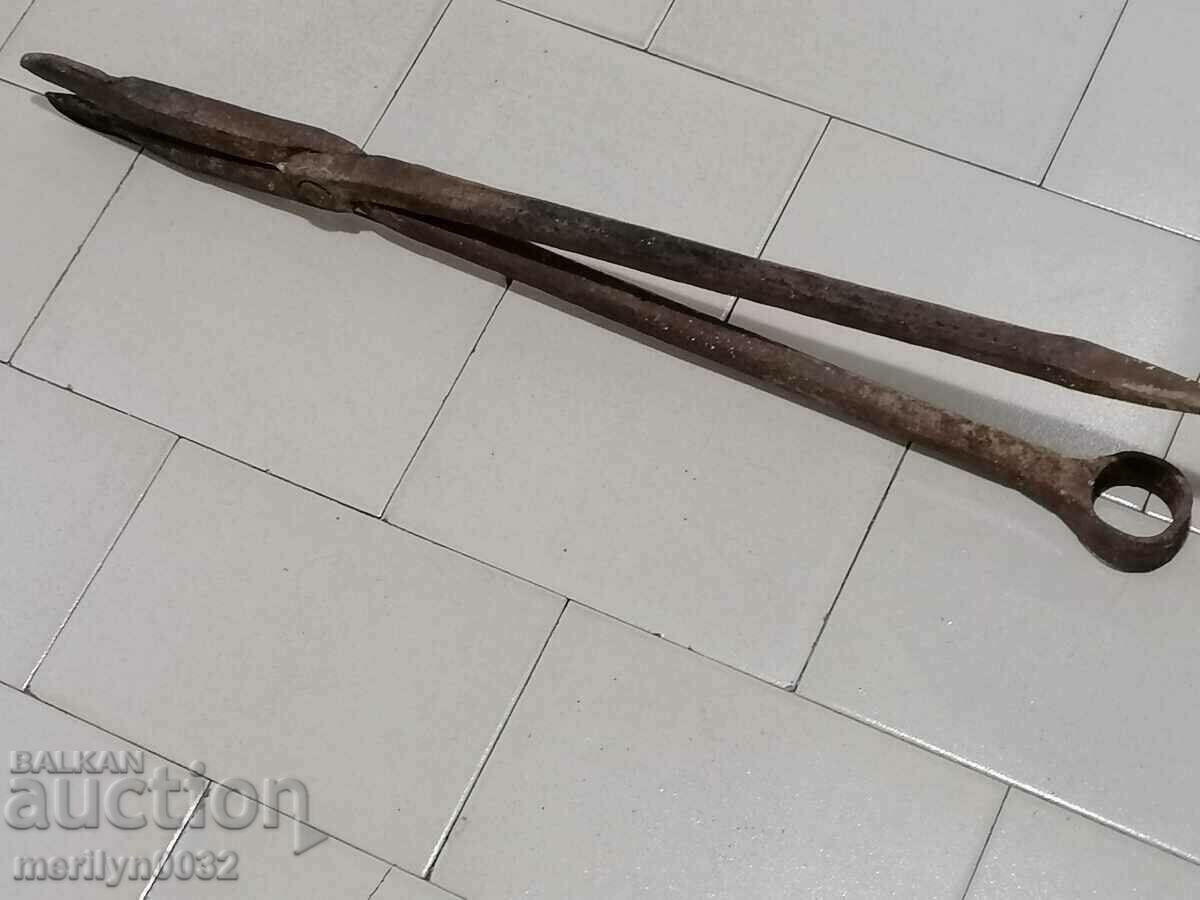 Delivery of Carpentry tool drill matcap drill bit wrought iron Delivery of Carpentry tool drill matcap drill bit wrought iron