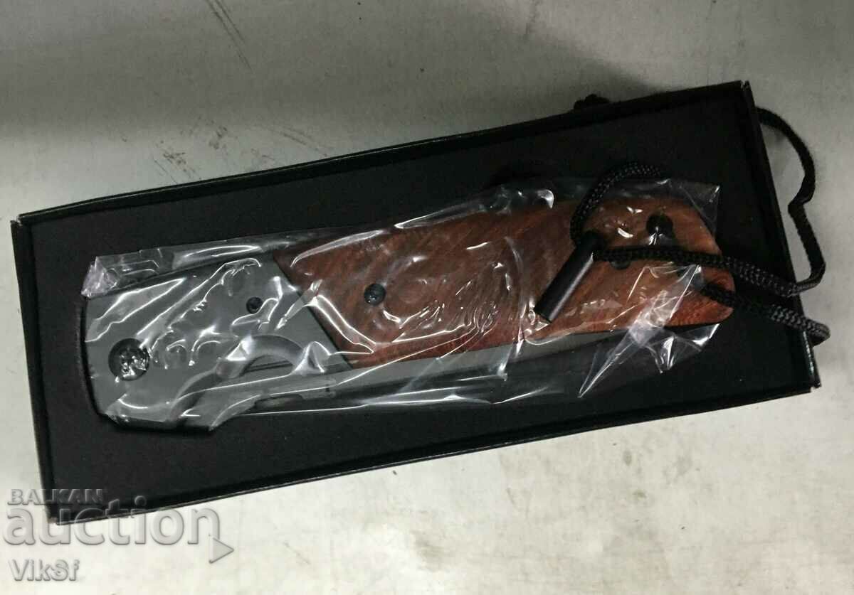 Delivery of Huge folding knife, Browning 125x275 Delivery of Huge folding knife, Browning 125x275