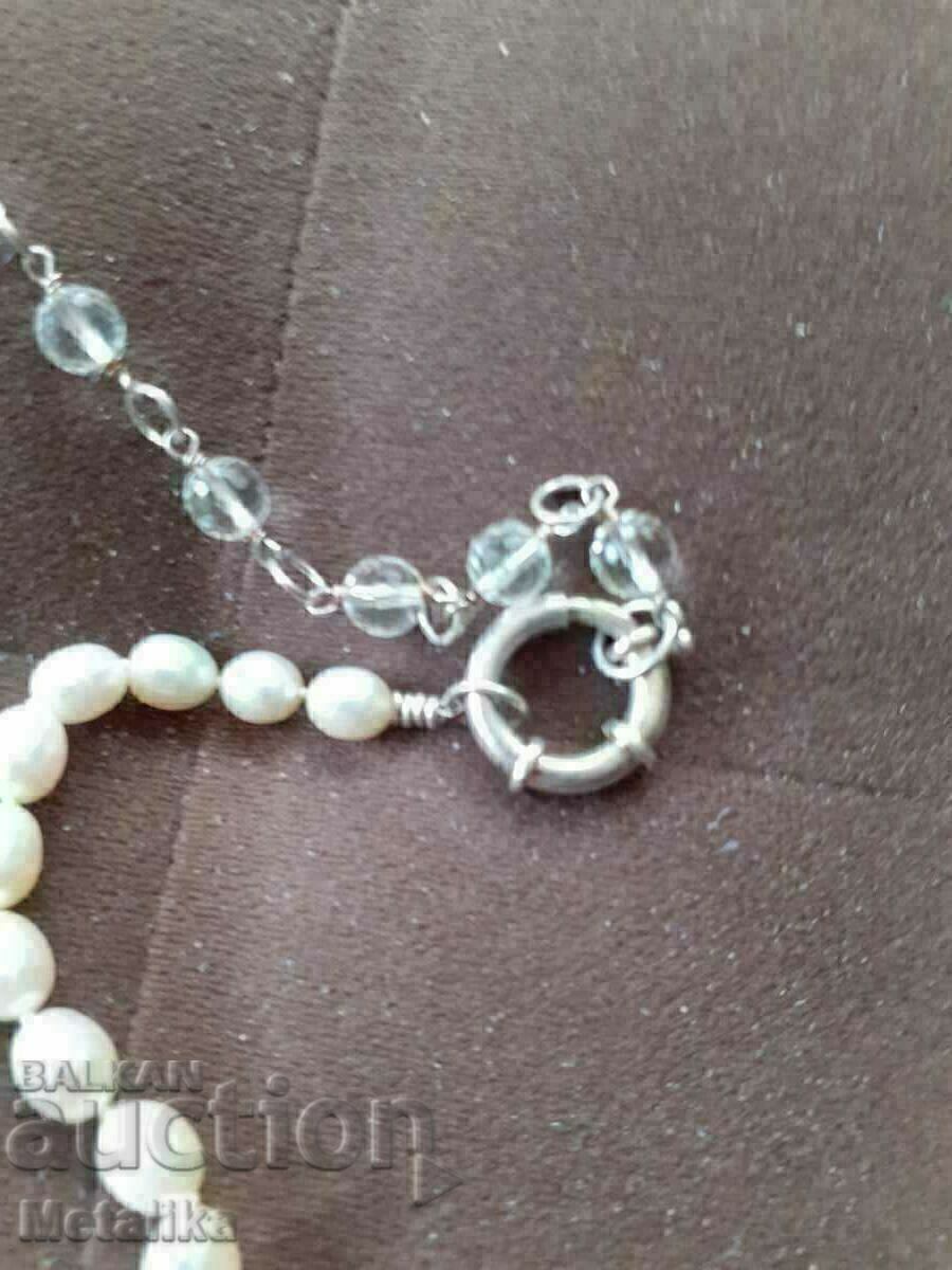 Delivery of Necklace with real pearls