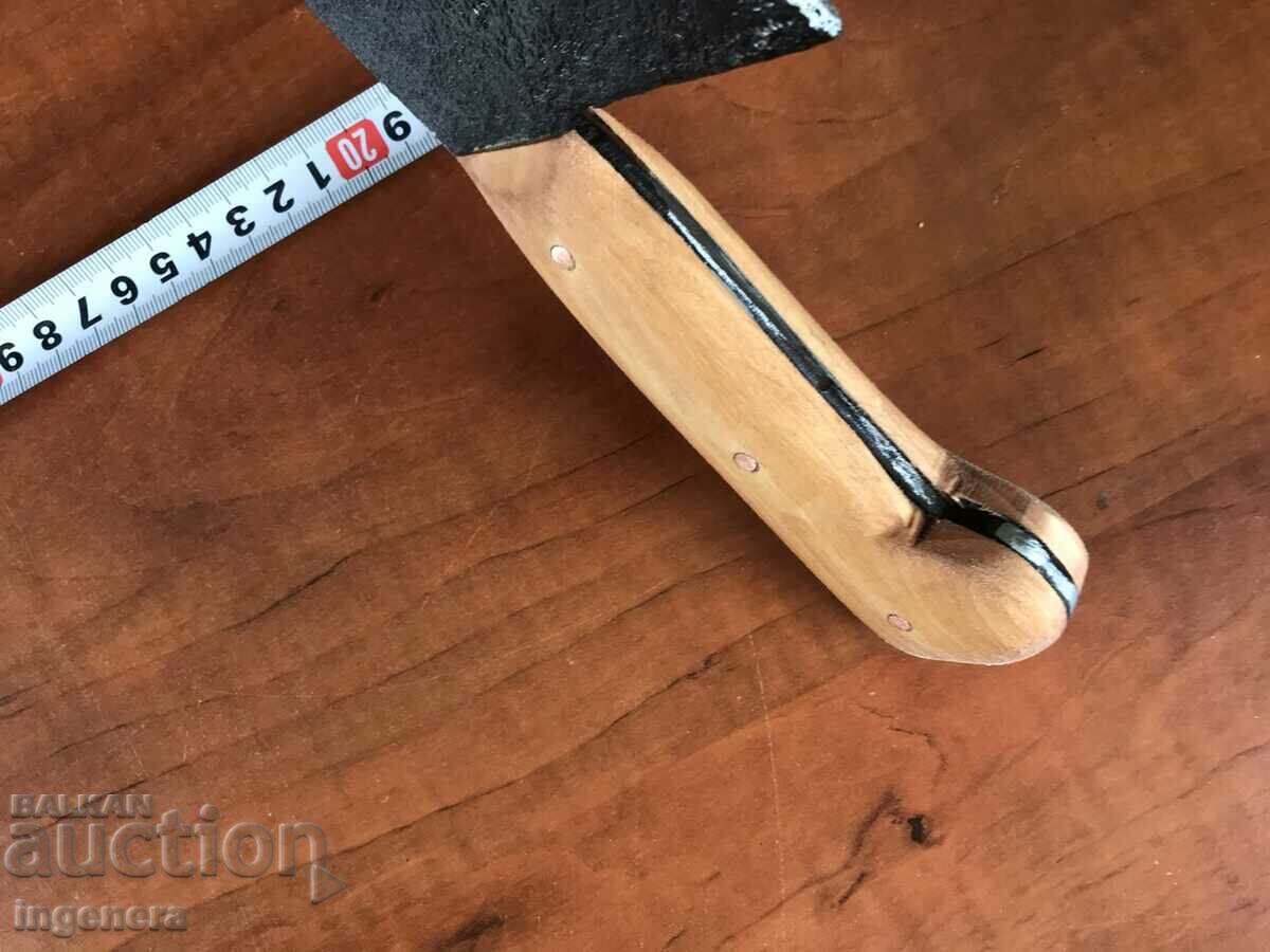 SUTTER BLADE FORGED TOOL ANCIENT - 6 SUTTER BLADE FORGED TOOL ANCIENT - 6