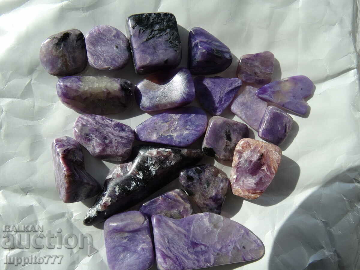 Delivery of 26.32 grams of charoite 20 pieces cabochon Delivery of 26.32 grams of charoite 20 pieces cabochon