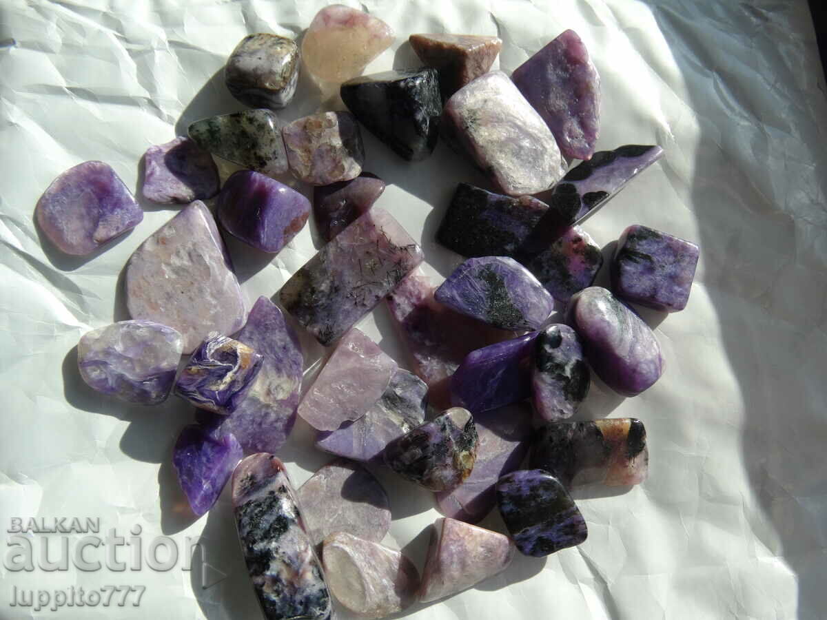 27.90 grams of charoite 31 cabochons - 5 27.90 grams of charoite 31 cabochons - 5