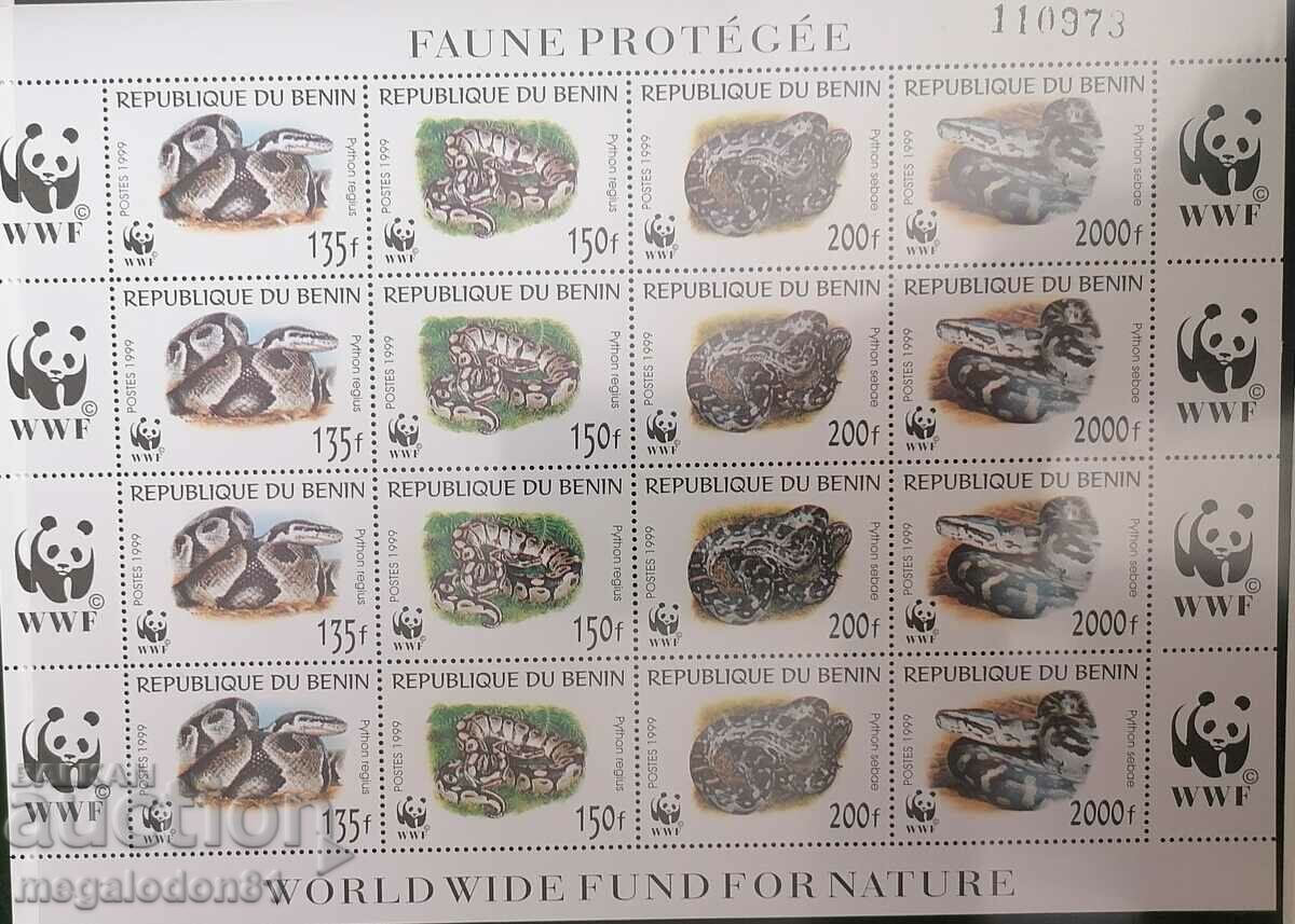 Benin - protected fauna, WWF - python