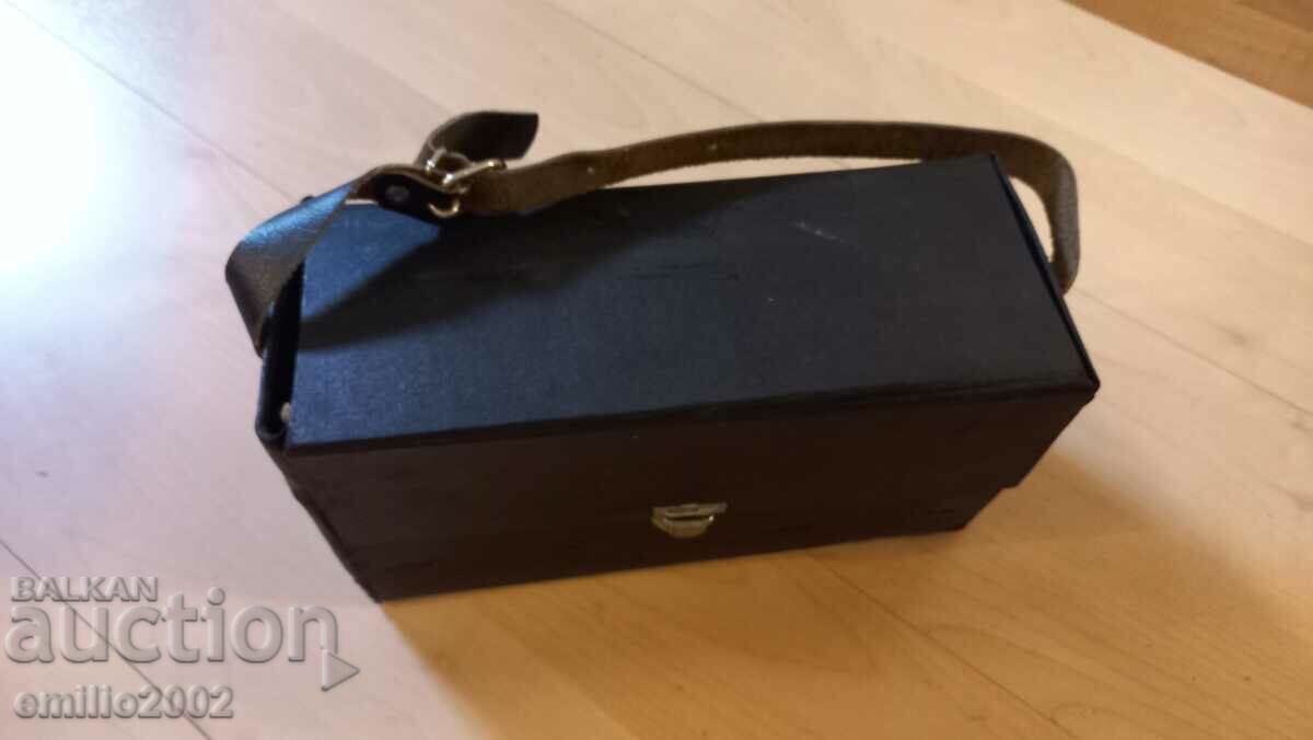 Photo flash battery box and GDR bag - 7 Photo flash battery box and GDR bag - 7