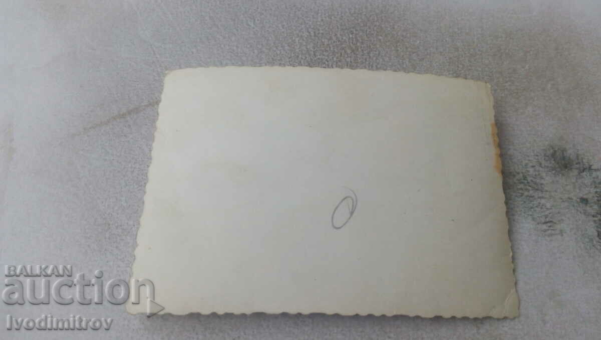 Photo Men and women on a truck with price 0.85 BGN | € 0.43 Photo Men and women on a truck with price 0.85 BGN | € 0.43