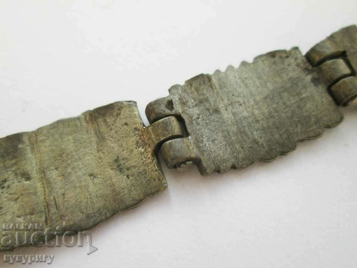 Auction Old part, half a bitch, jewelry, silver coined reader Auction Old part, half a bitch, jewelry, silver coined reader