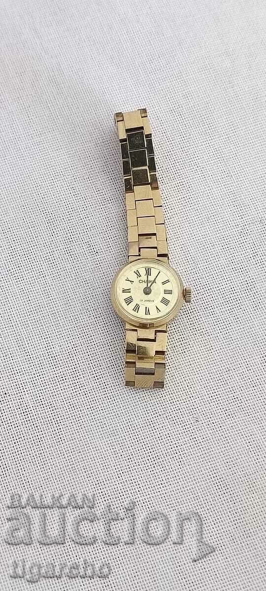 Дамски часовник Чайка с цена 45.00 лв. | € 23.01 Дамски часовник Чайка с цена 45.00 лв. | € 23.01