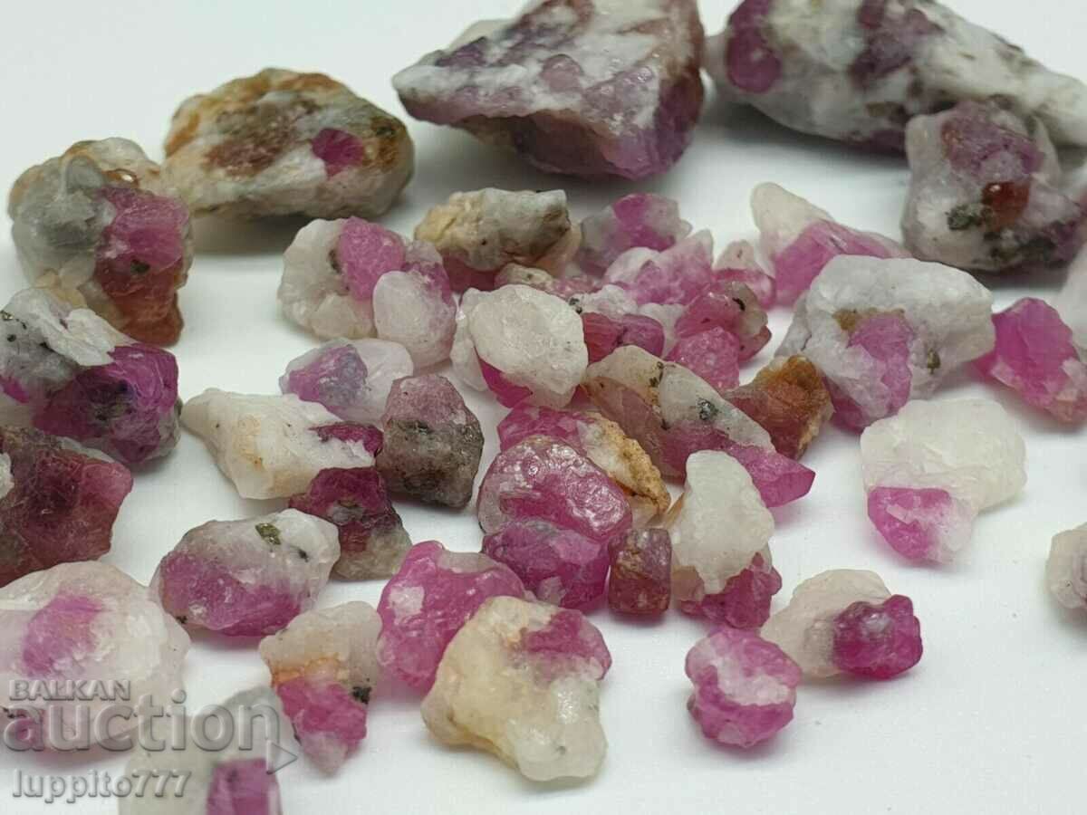 φυσικό ρουμπίνι σε μήτρα μοναδική παρτίδα 22 γραμμαρίων με τιμή 495.00 BGN | € 253.09 φυσικό ρουμπίνι σε μήτρα μοναδική παρτίδα 22 γραμμαρίων με τιμή 495.00 BGN | € 253.09