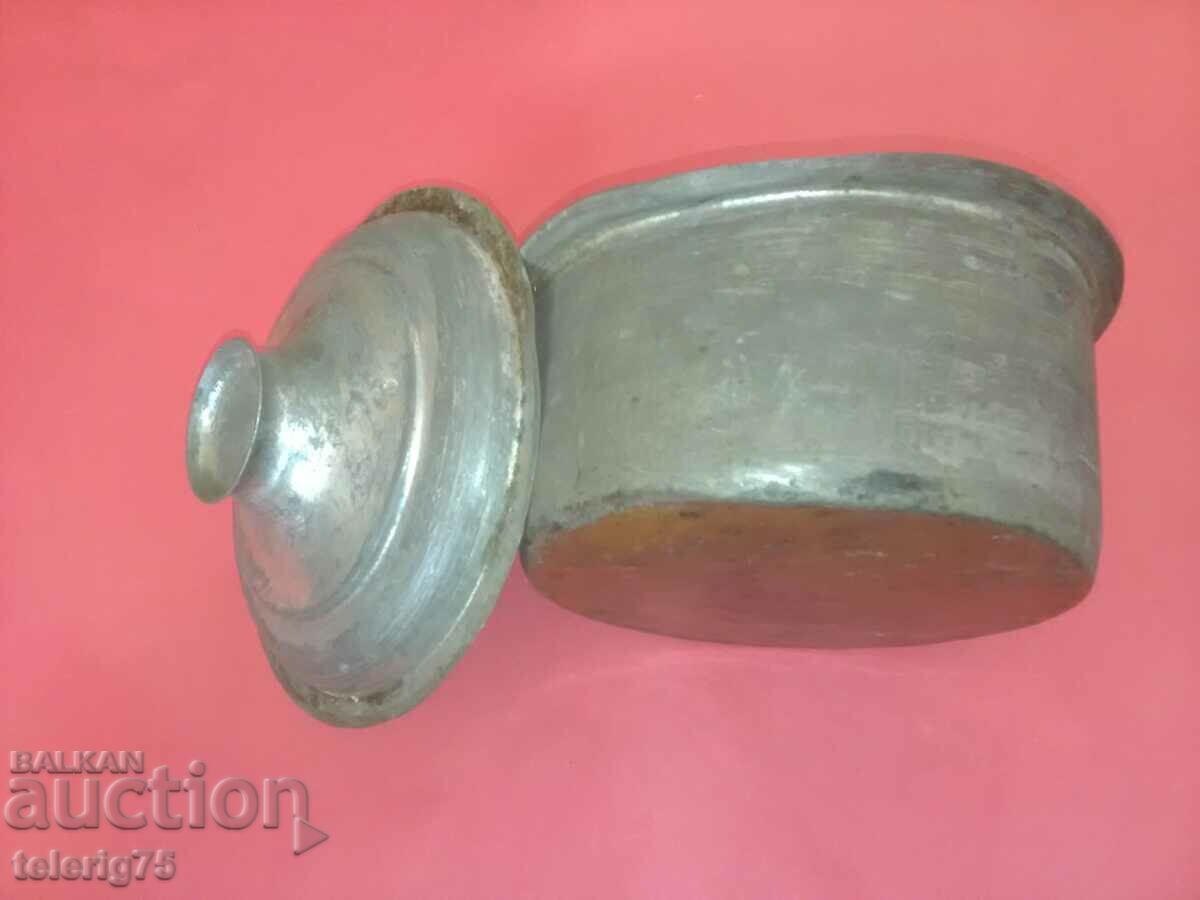 Delivery of Old Retro 100 Year Old Tinned Copper Pot - 1920's