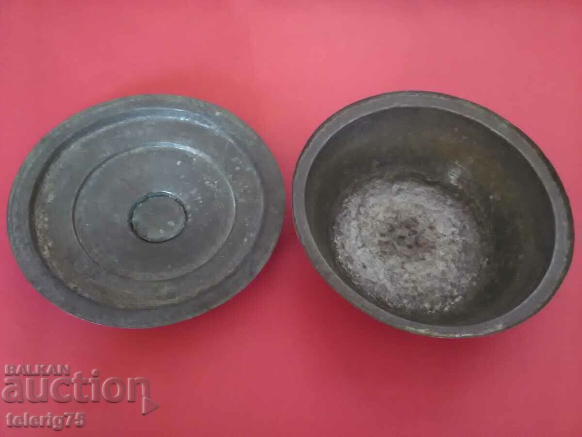 Old Retro 100 Year Old Tinned Copper Pot - 1920's with price 50.00 BGN | € 25.56 Old Retro 100 Year Old Tinned Copper Pot - 1920's with price 50.00 BGN | € 25.56