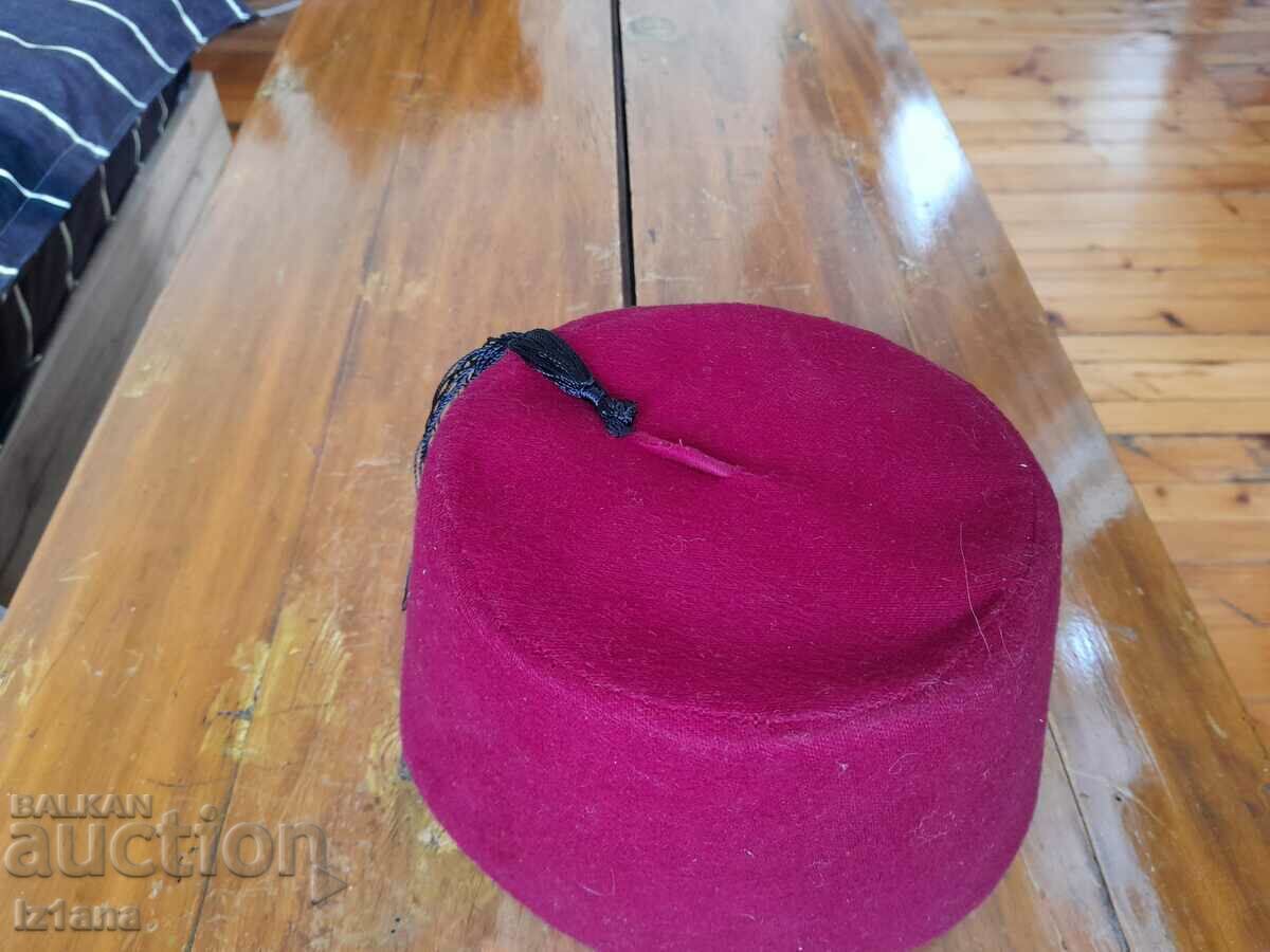 Delivery of Old Fes Hat