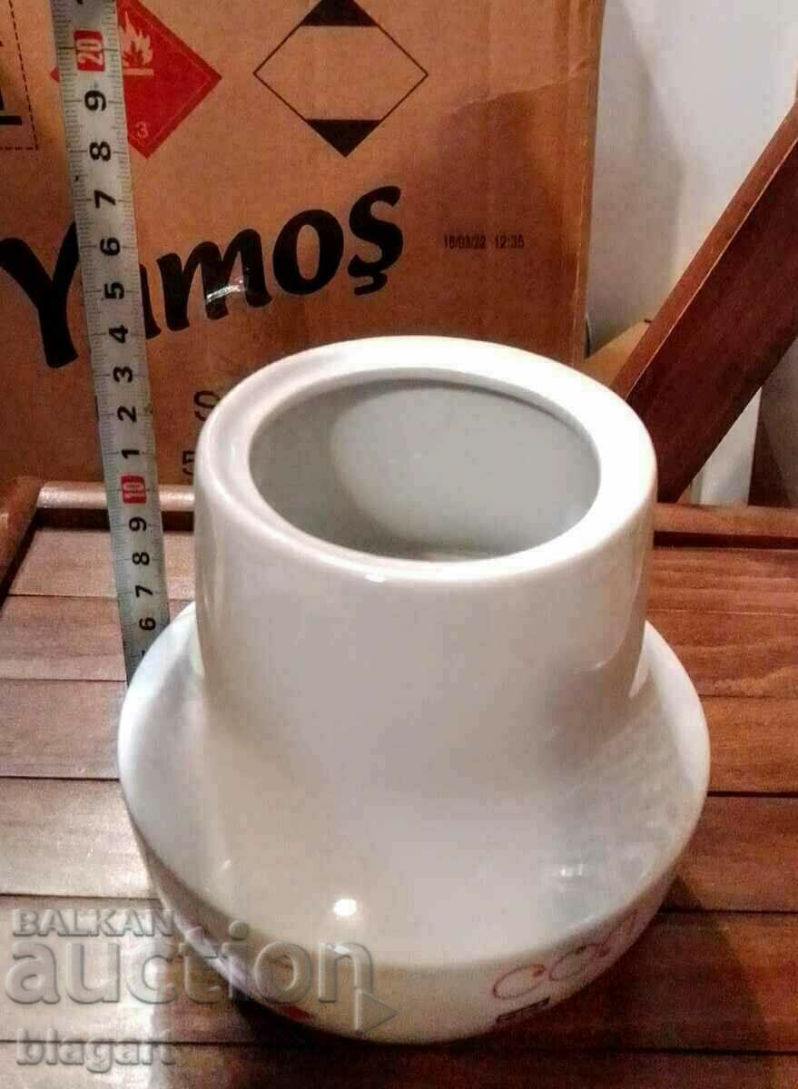 Auction porcelain salt container - Razgrad Auction porcelain salt container - Razgrad