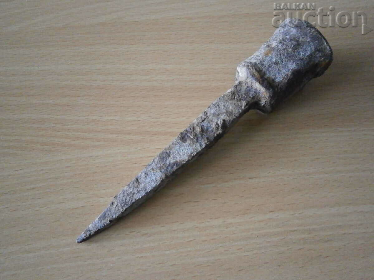 antique metal anvil for nailing hair wrought iron with price 31.00 BGN | € 15.85