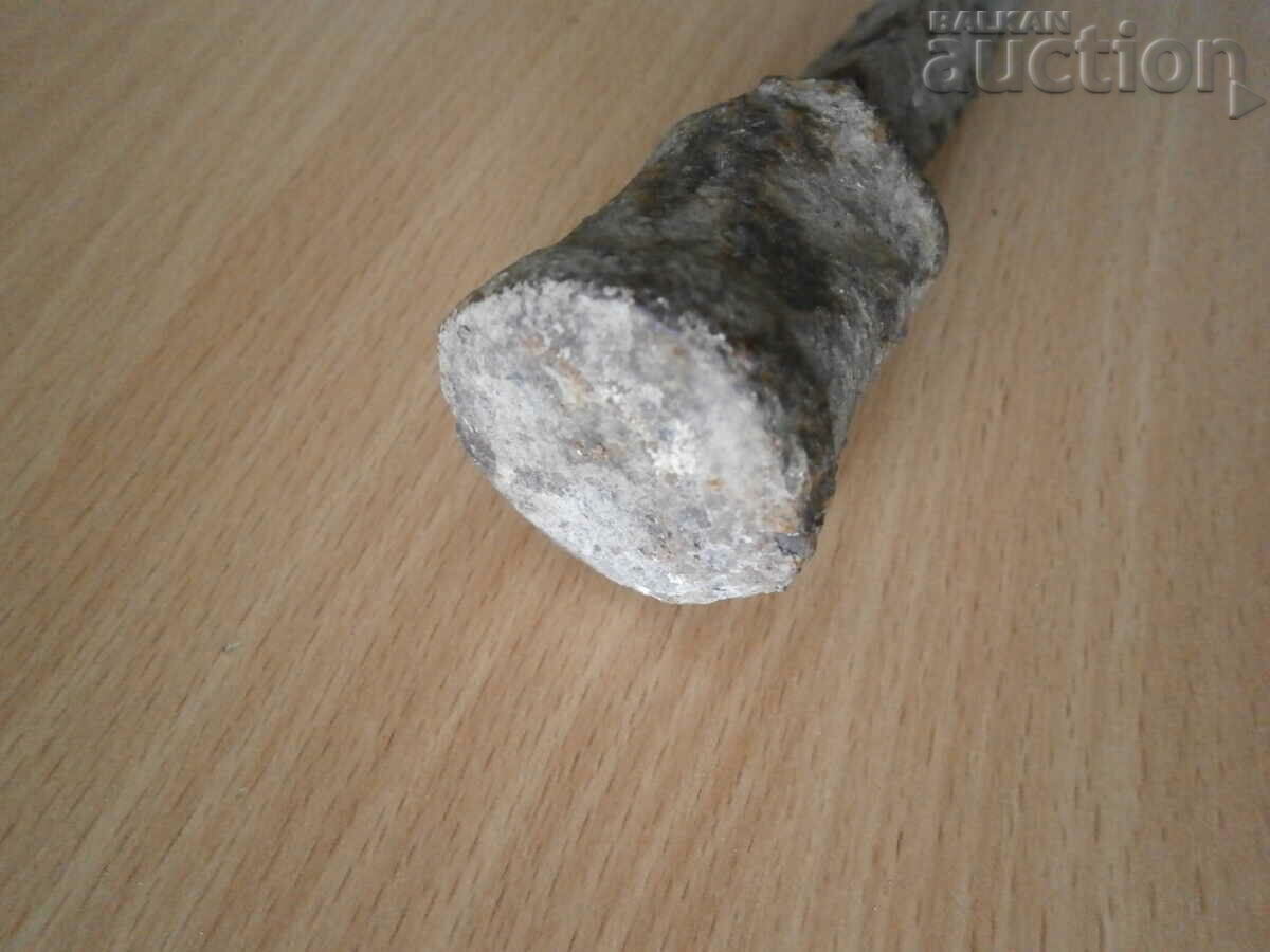 antique metal anvil for nailing hair wrought iron - 5