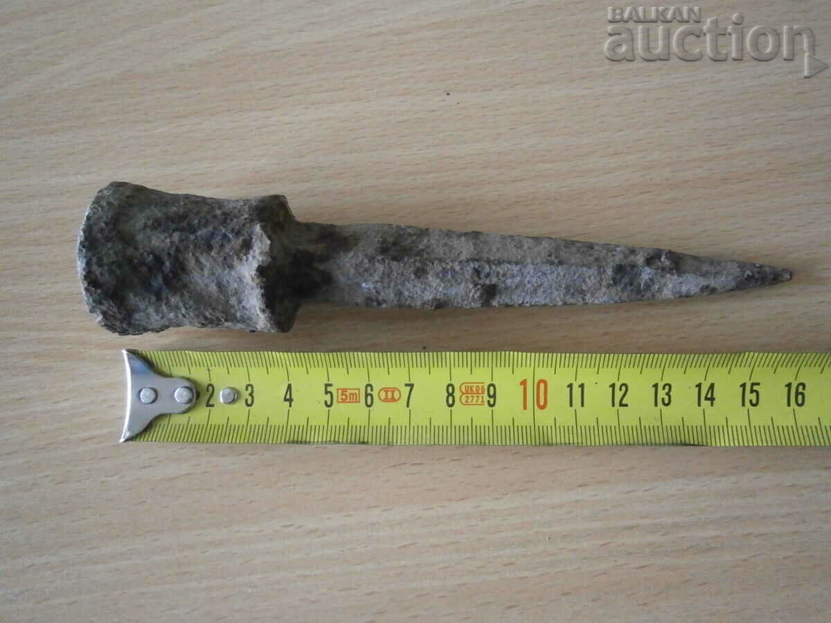 antique metal anvil for nailing hair wrought iron - 6