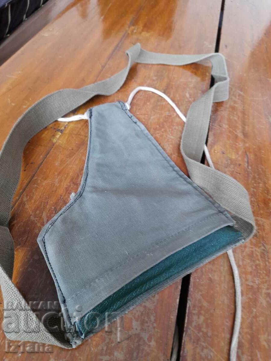 Old holster with price 30.00 BGN | € 15.34 Old holster with price 30.00 BGN | € 15.34