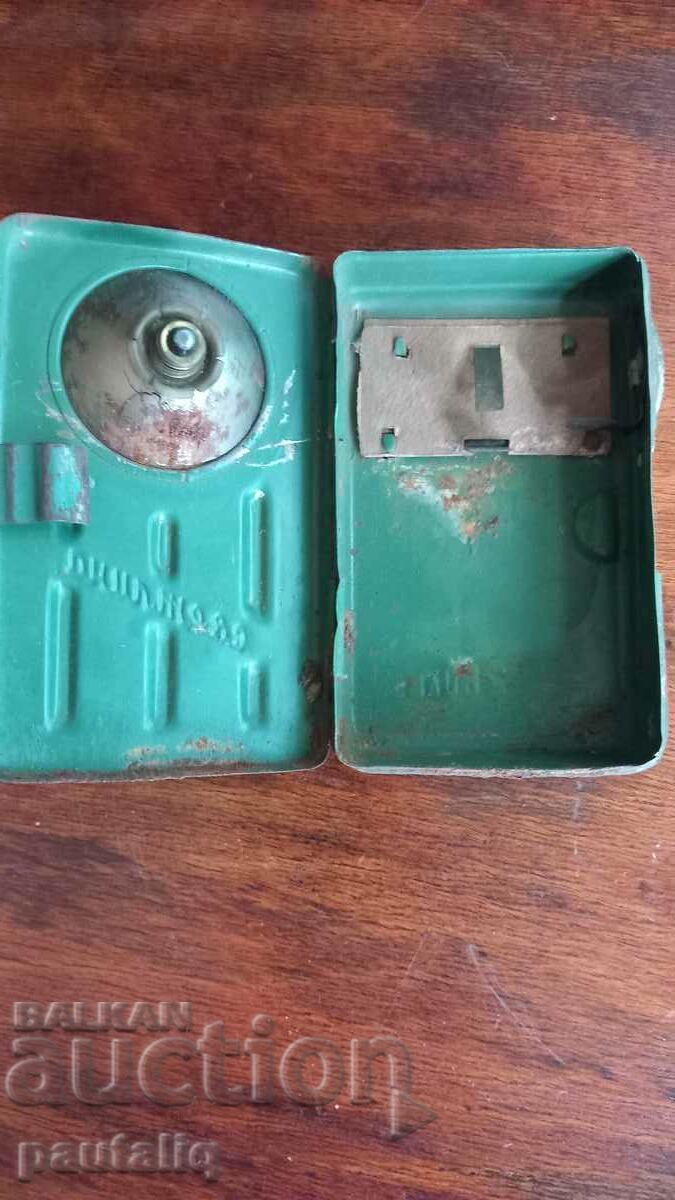 FLASHLIGHT - 5 FLASHLIGHT - 5