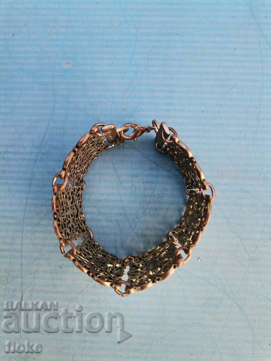 Delivery of Old ladies' bracelet Delivery of Old ladies' bracelet