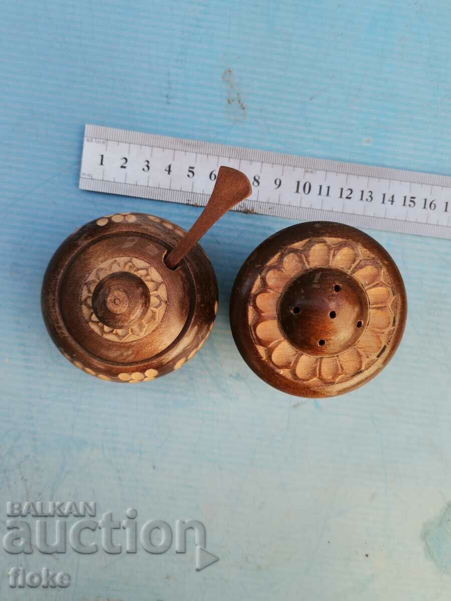 Wooden souvenirs with price 7.00 BGN | € 3.58 Wooden souvenirs with price 7.00 BGN | € 3.58