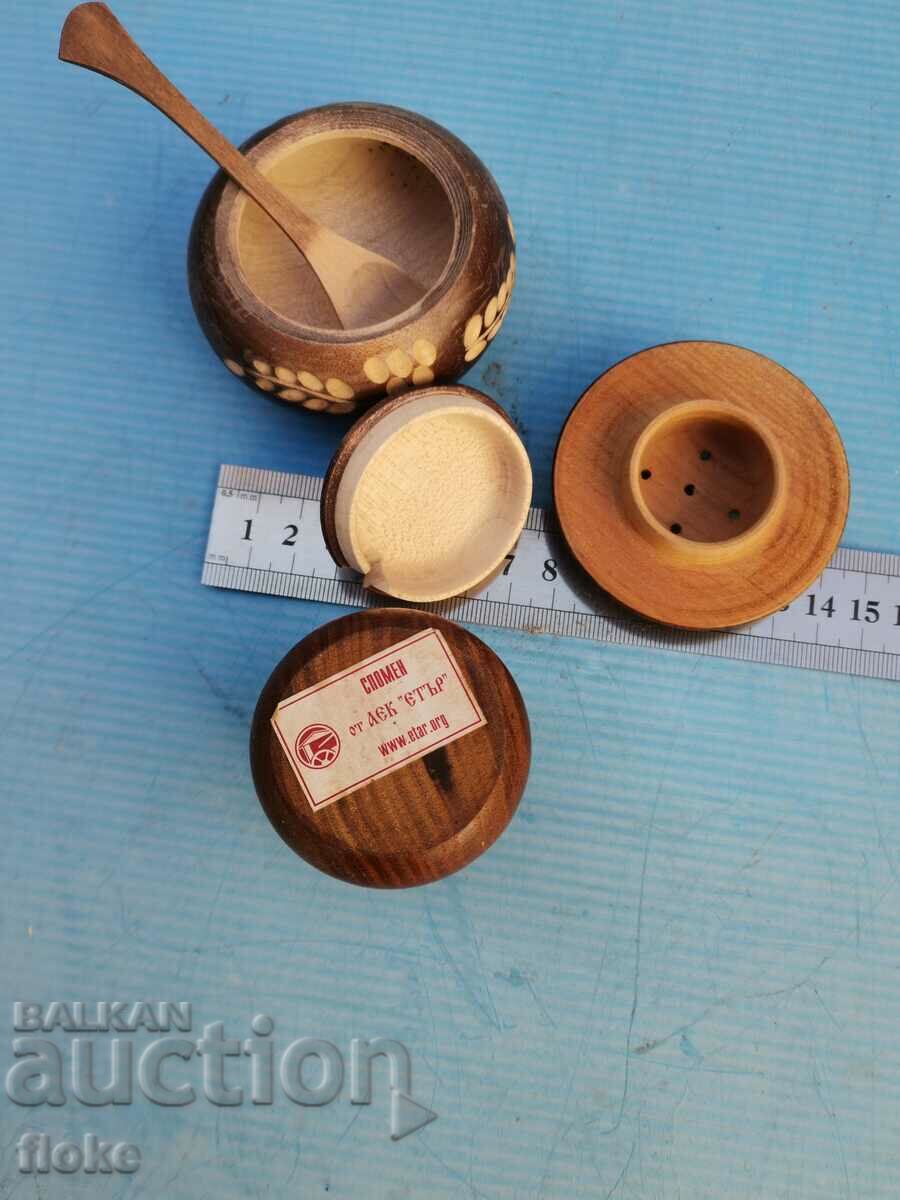 Wooden souvenirs - 5 Wooden souvenirs - 5