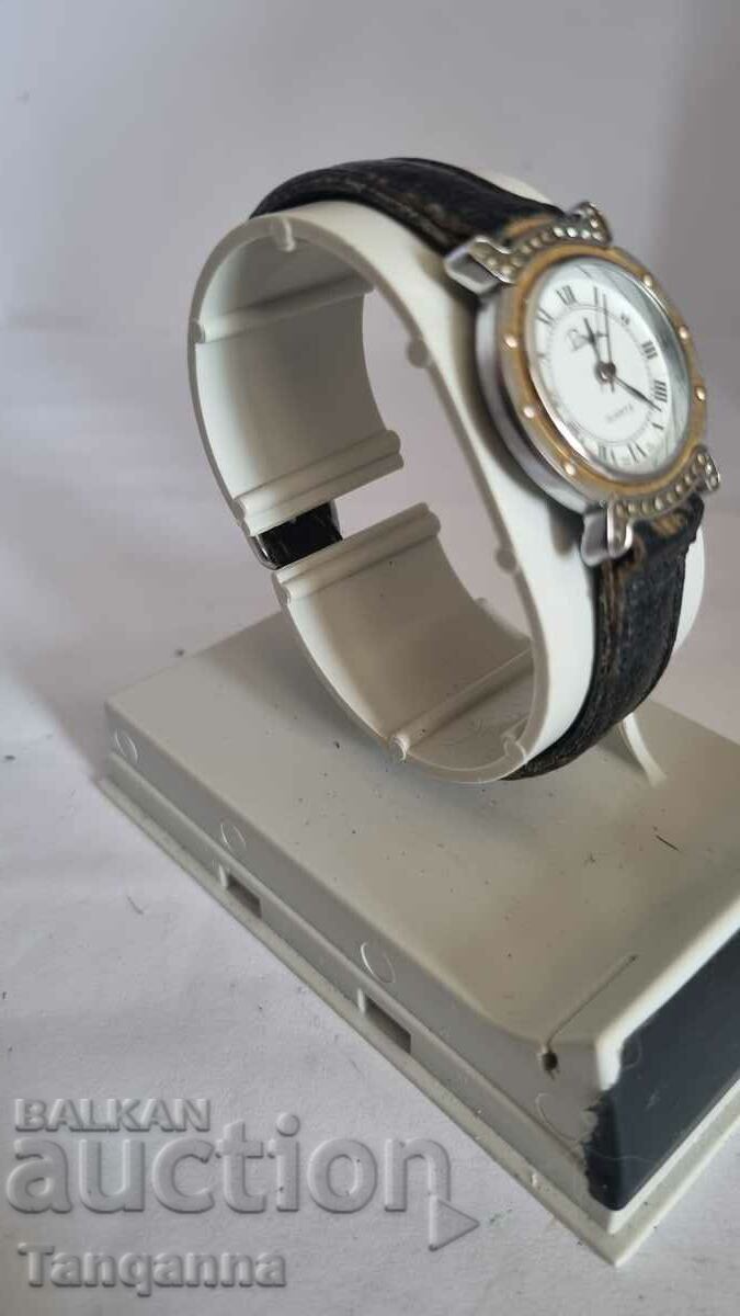 Ръчен часовник с цена 8.00 лв. | € 4.09 Ръчен часовник с цена 8.00 лв. | € 4.09