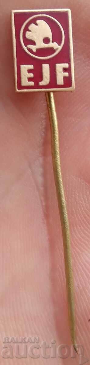 12319 Badge - Car Skoda Czechoslovakia - bronze enamel with price 2.00 BGN | € 1.02 12319 Badge - Car Skoda Czechoslovakia - bronze enamel with price 2.00 BGN | € 1.02