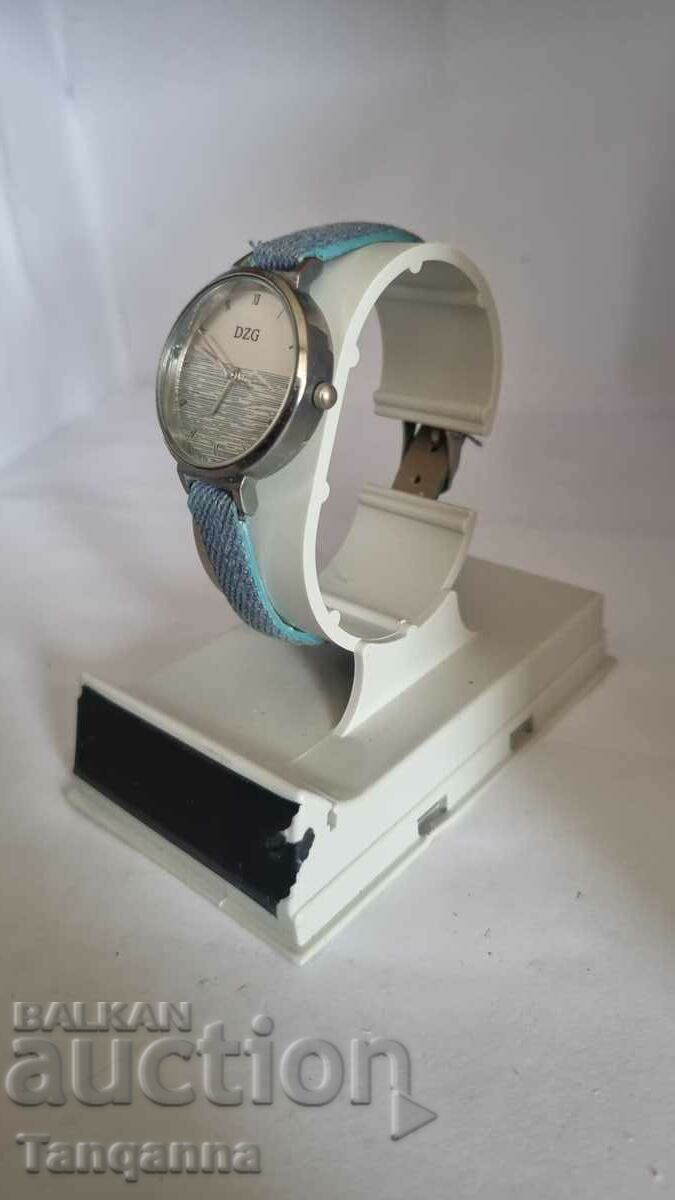 ρολόι χεριού με τιμή 8.00 BGN | € 4.09 ρολόι χεριού με τιμή 8.00 BGN | € 4.09