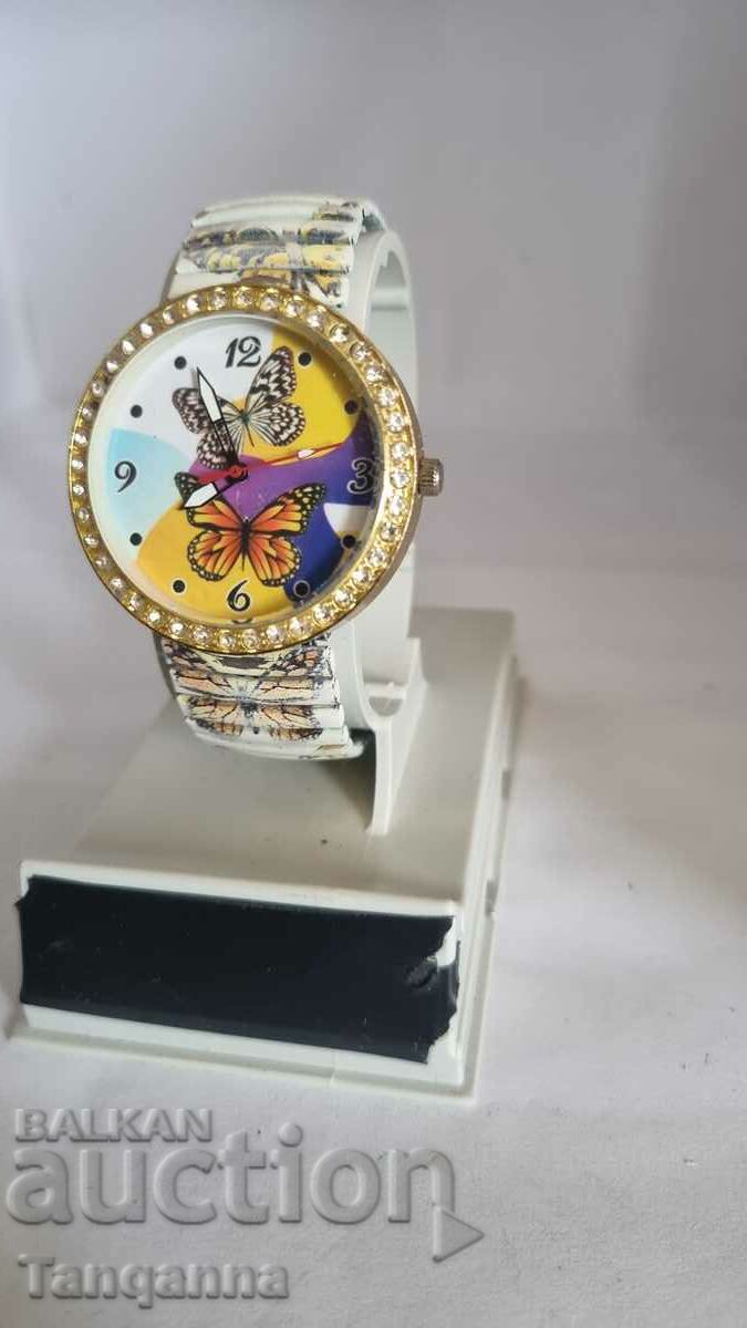 Watch with price 10.00 BGN | € 5.11 Watch with price 10.00 BGN | € 5.11