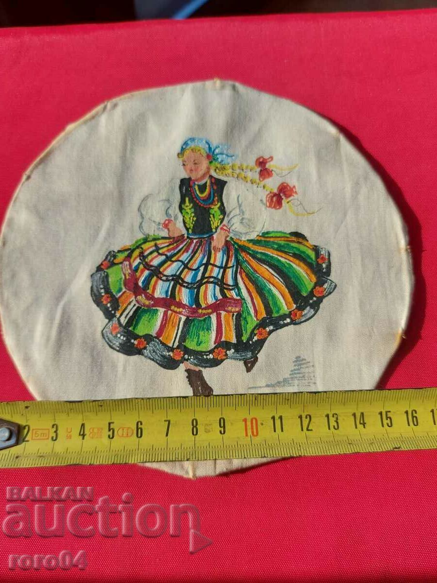 Delivery of COSTUME - GIRL - FOLKLORE Delivery of COSTUME - GIRL - FOLKLORE