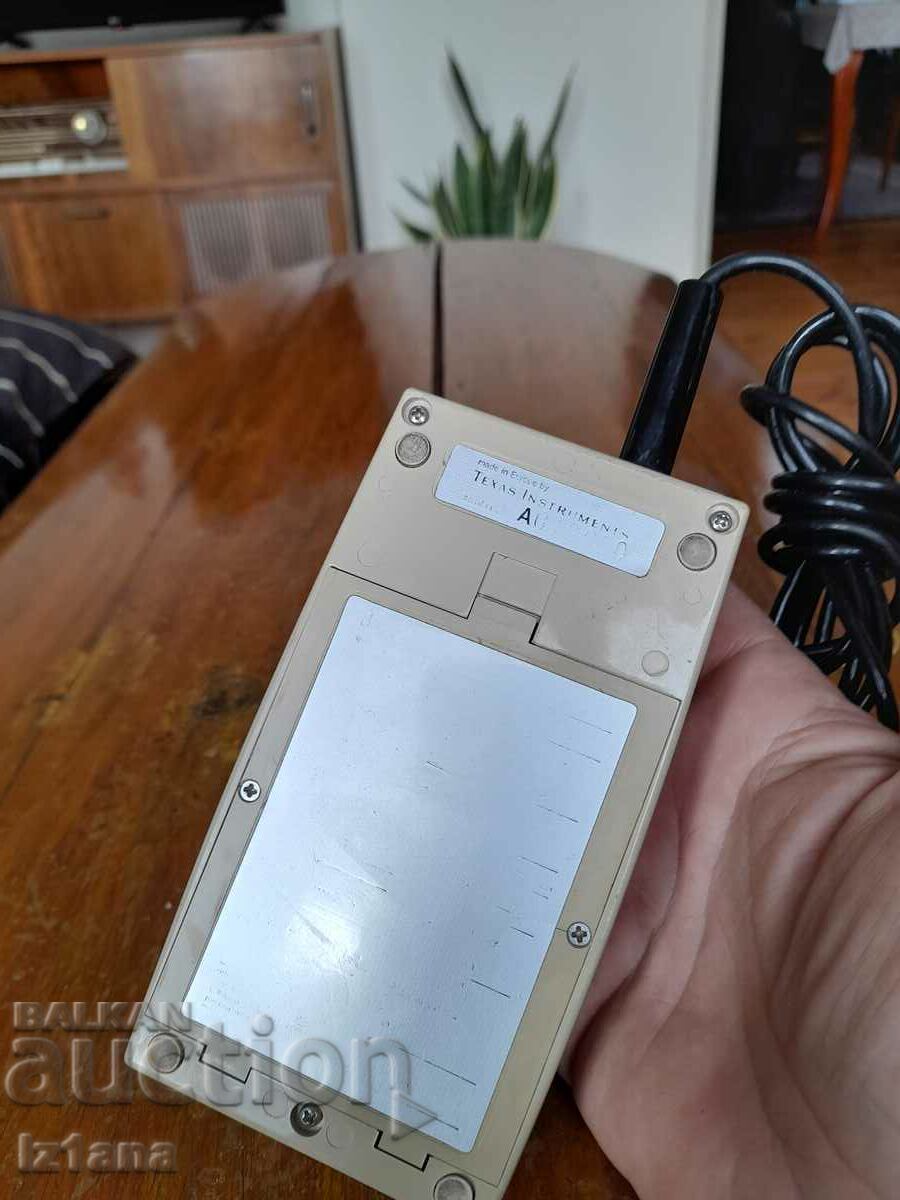 Old Texas Instruments calculator - 5 Old Texas Instruments calculator - 5