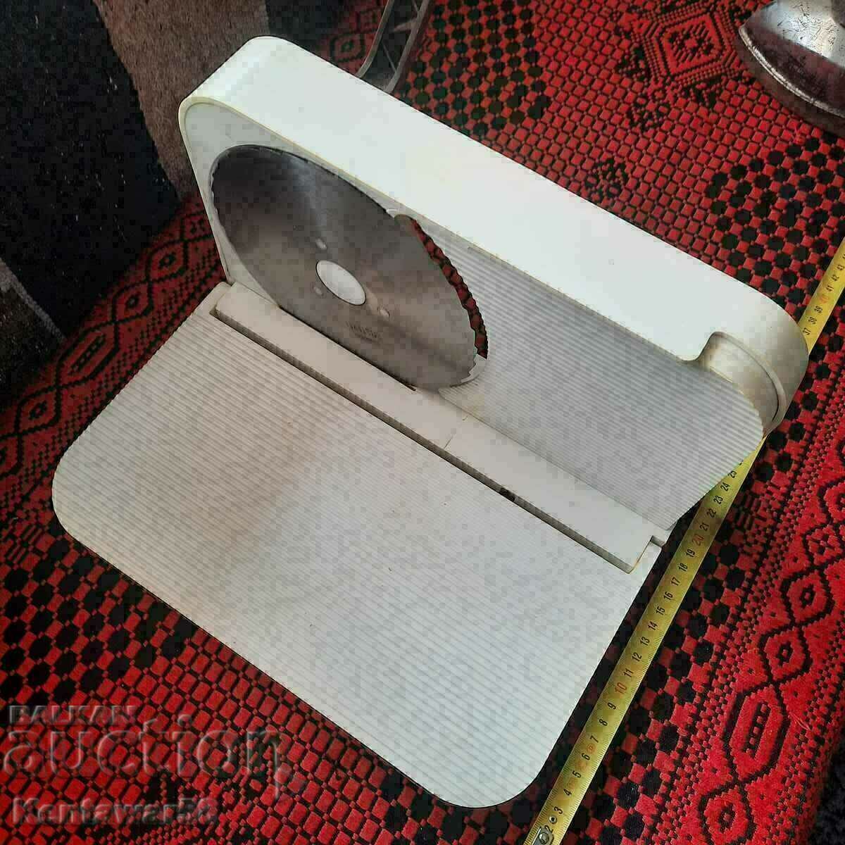 Dispozitiv vechi de tăiere FORON 493 cu preț 12.00 BGN | € 6.14