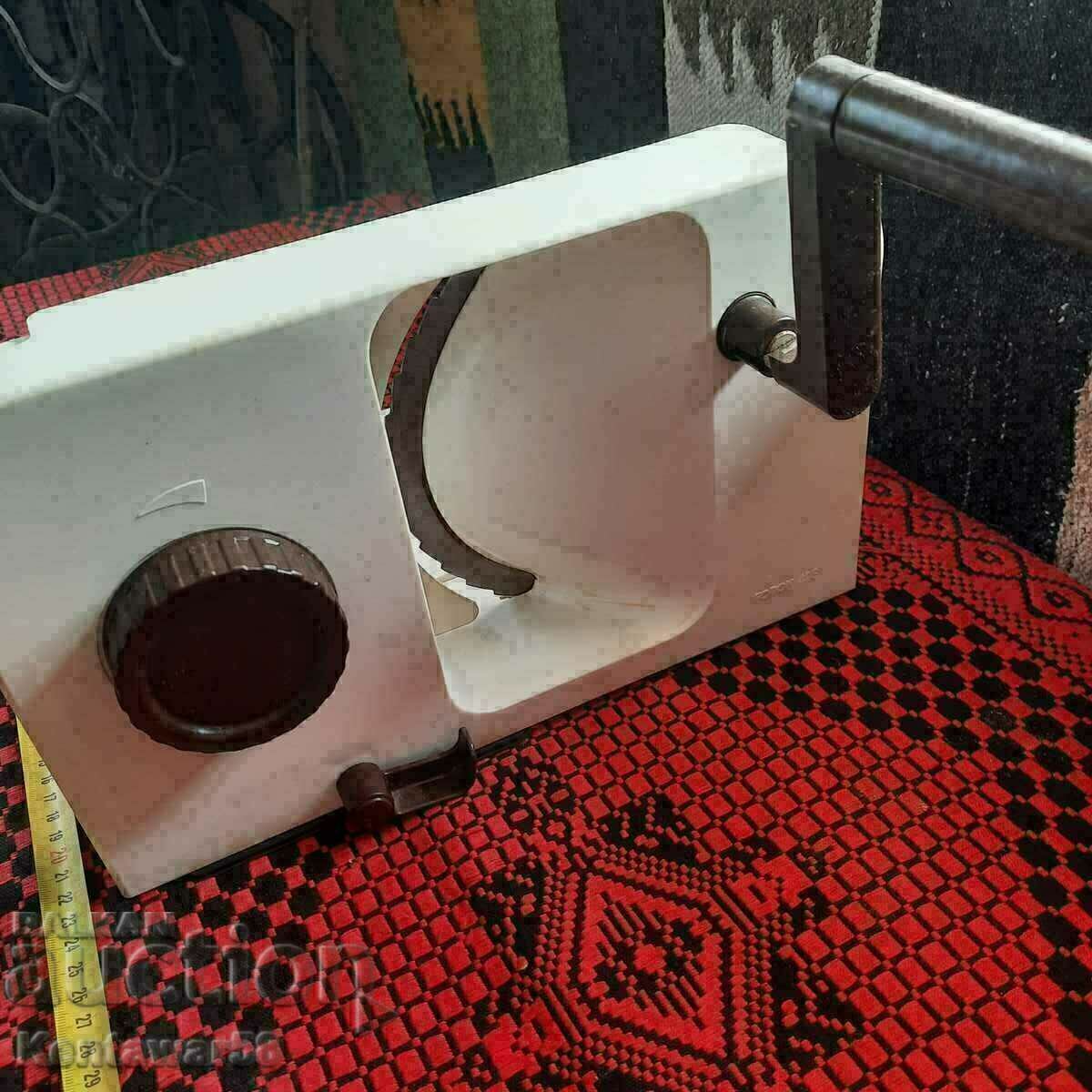 Licitație Dispozitiv vechi de tăiere FORON 493